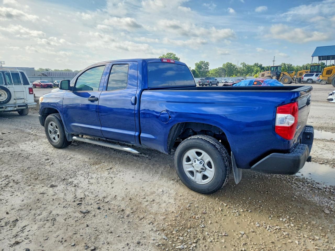 2015 Toyota Tundra Blue vin: 5TFUM5F15FX061430