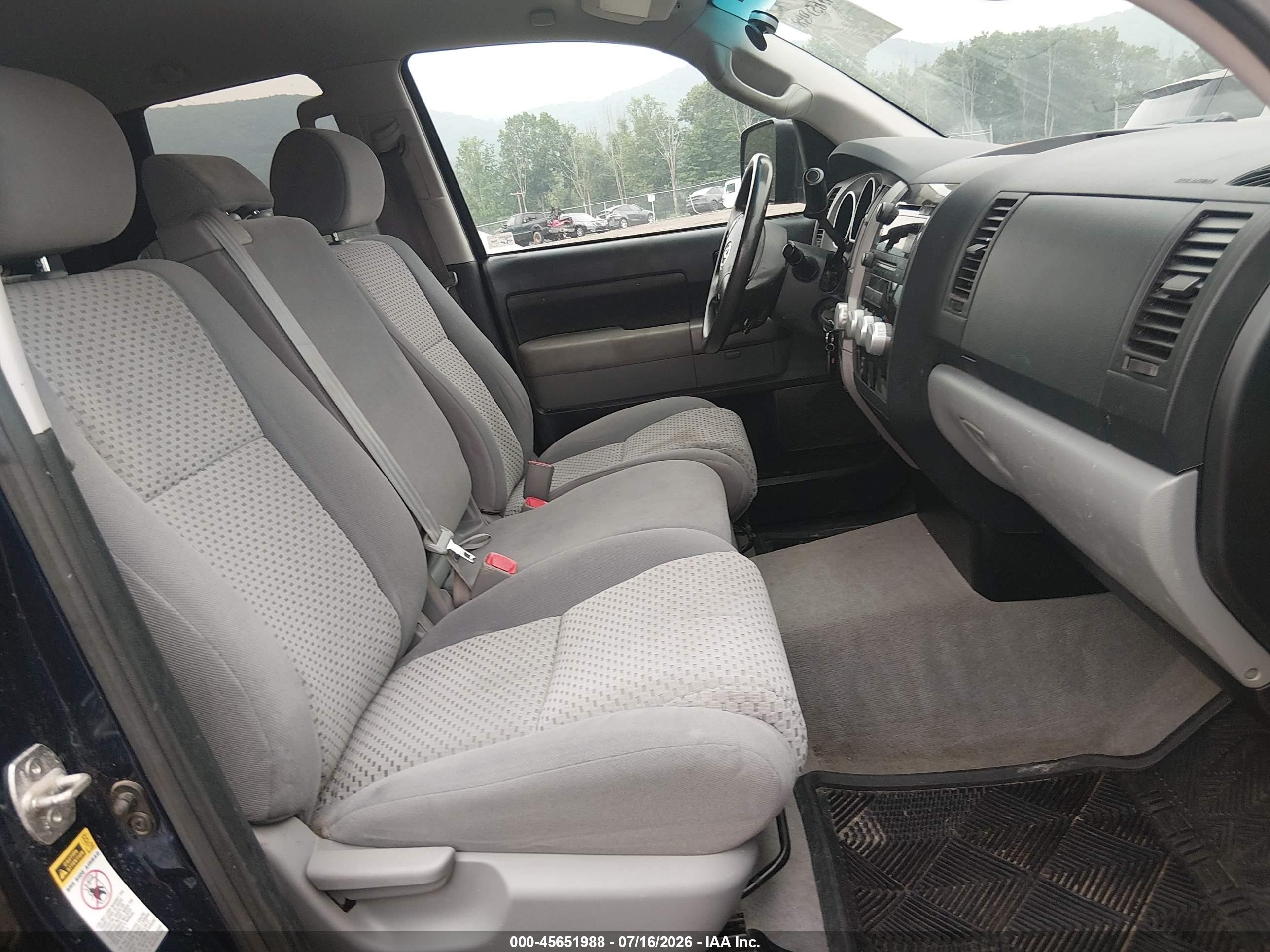 2010 Toyota Tundra Grade 4.6l V8 Синий vin: 5TFUM5F16AX013041