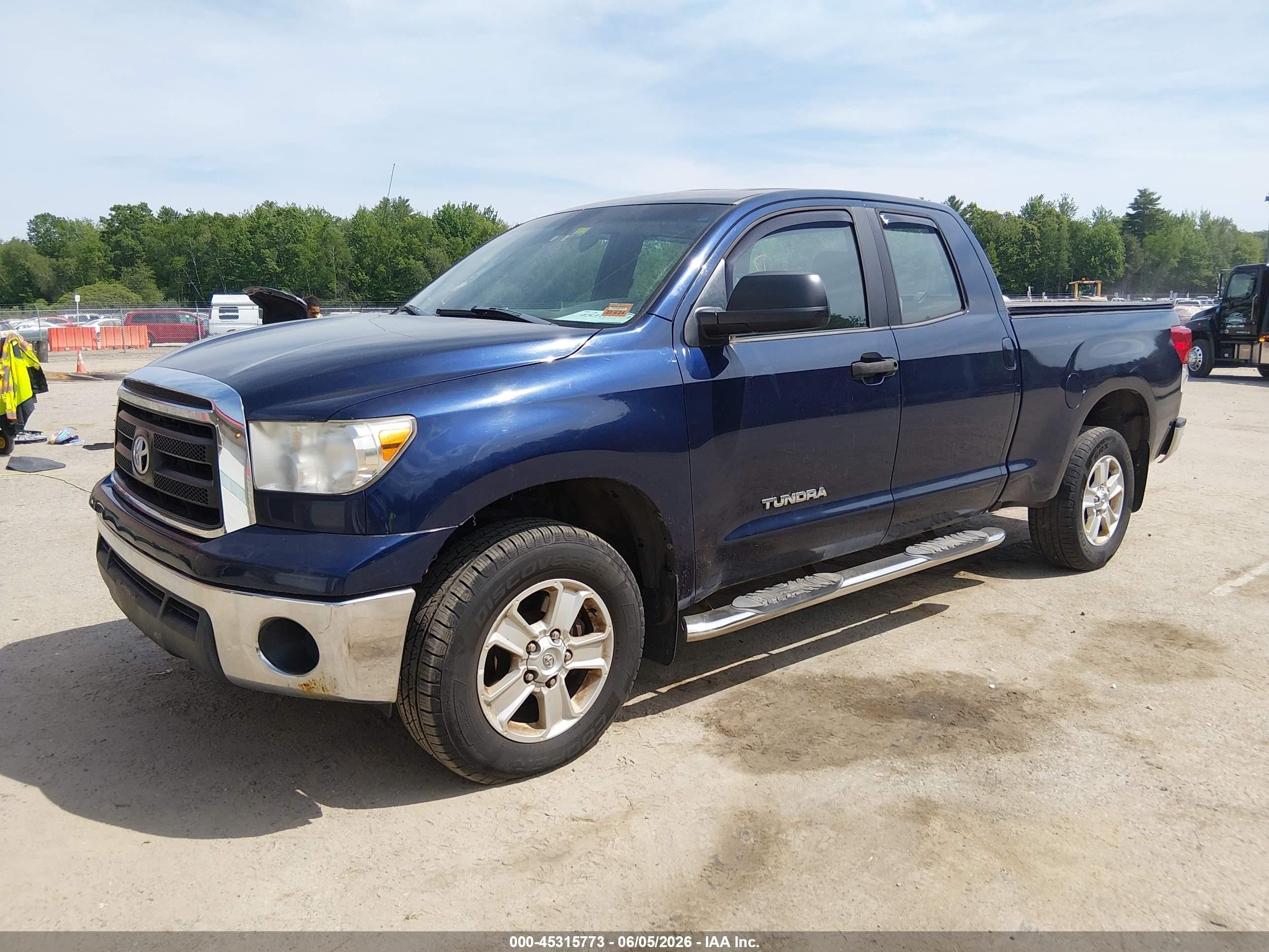 2010 Toyota Tundra Grade 4.6l V8 Blue vin: 5TFUM5F16AX014819