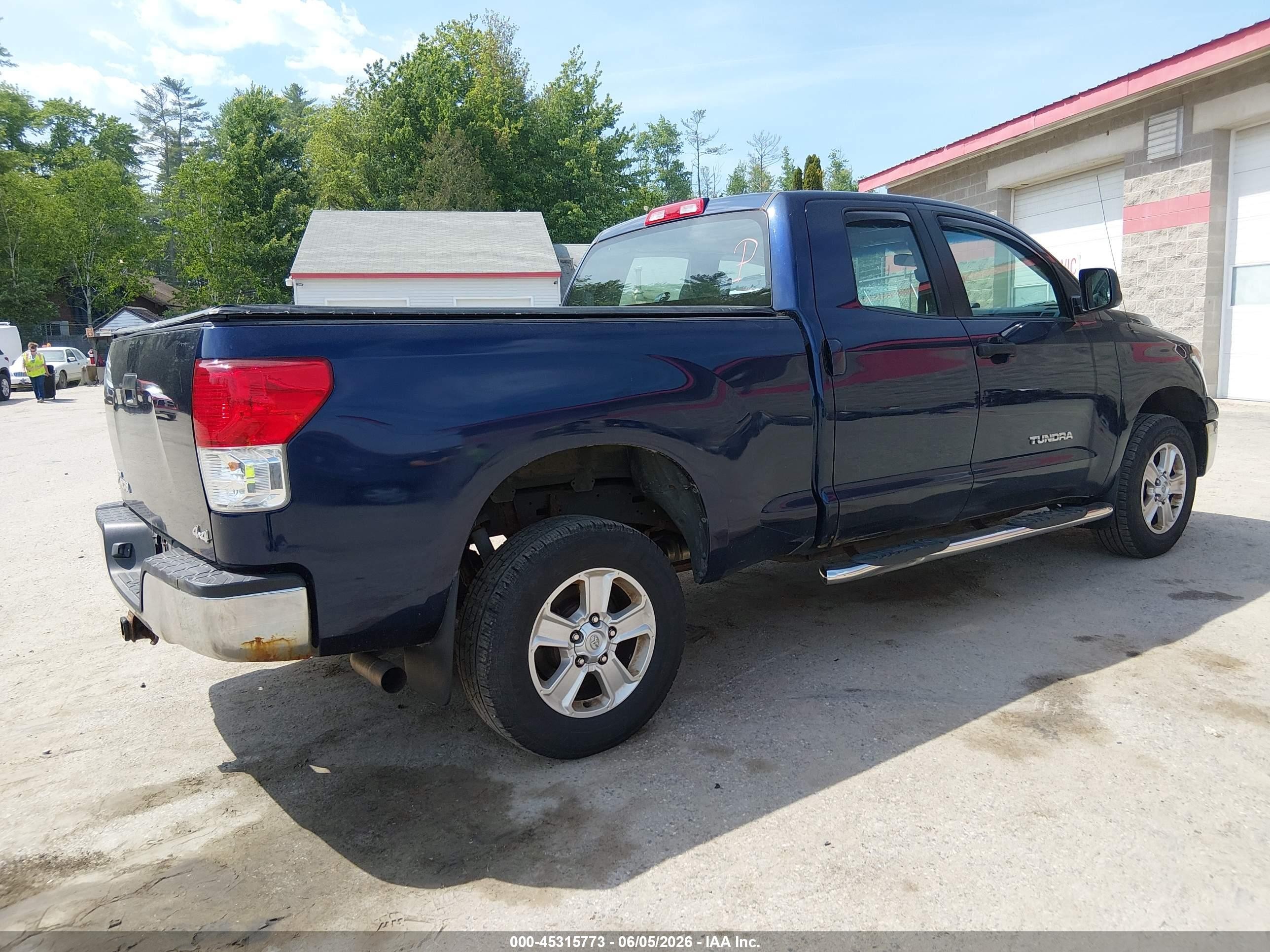2010 Toyota Tundra Grade 4.6l V8 Blue vin: 5TFUM5F16AX014819