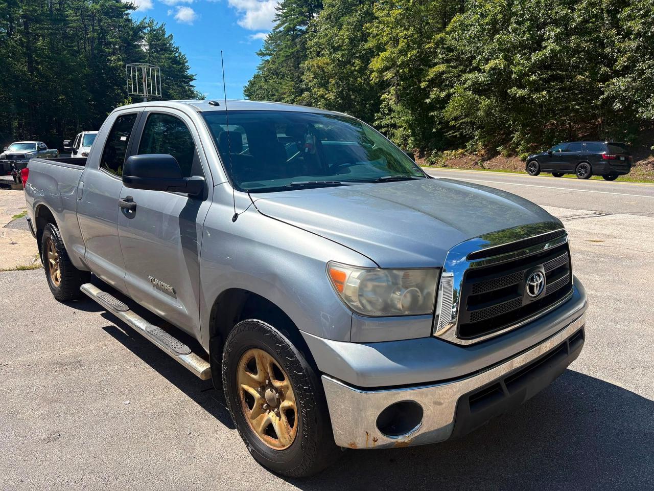 2011 Toyota Tundra Double Cab Sr5 Charcoal vin: 5TFUM5F16BX026776