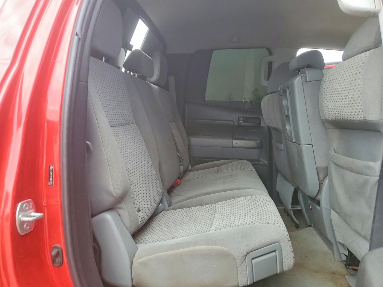 2010 Toyota Tundra Double Cab Sr5 Red vin: 5TFUM5F17AX001352