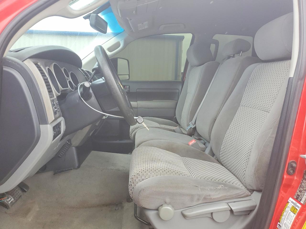 2010 Toyota Tundra Double Cab Sr5 Red vin: 5TFUM5F17AX001352