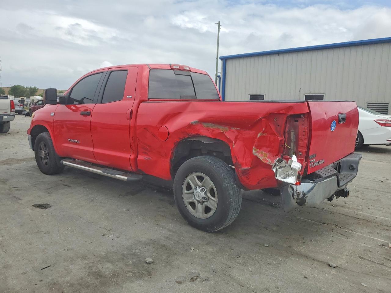 2010 Toyota Tundra Double Cab Sr5 Red vin: 5TFUM5F17AX001352