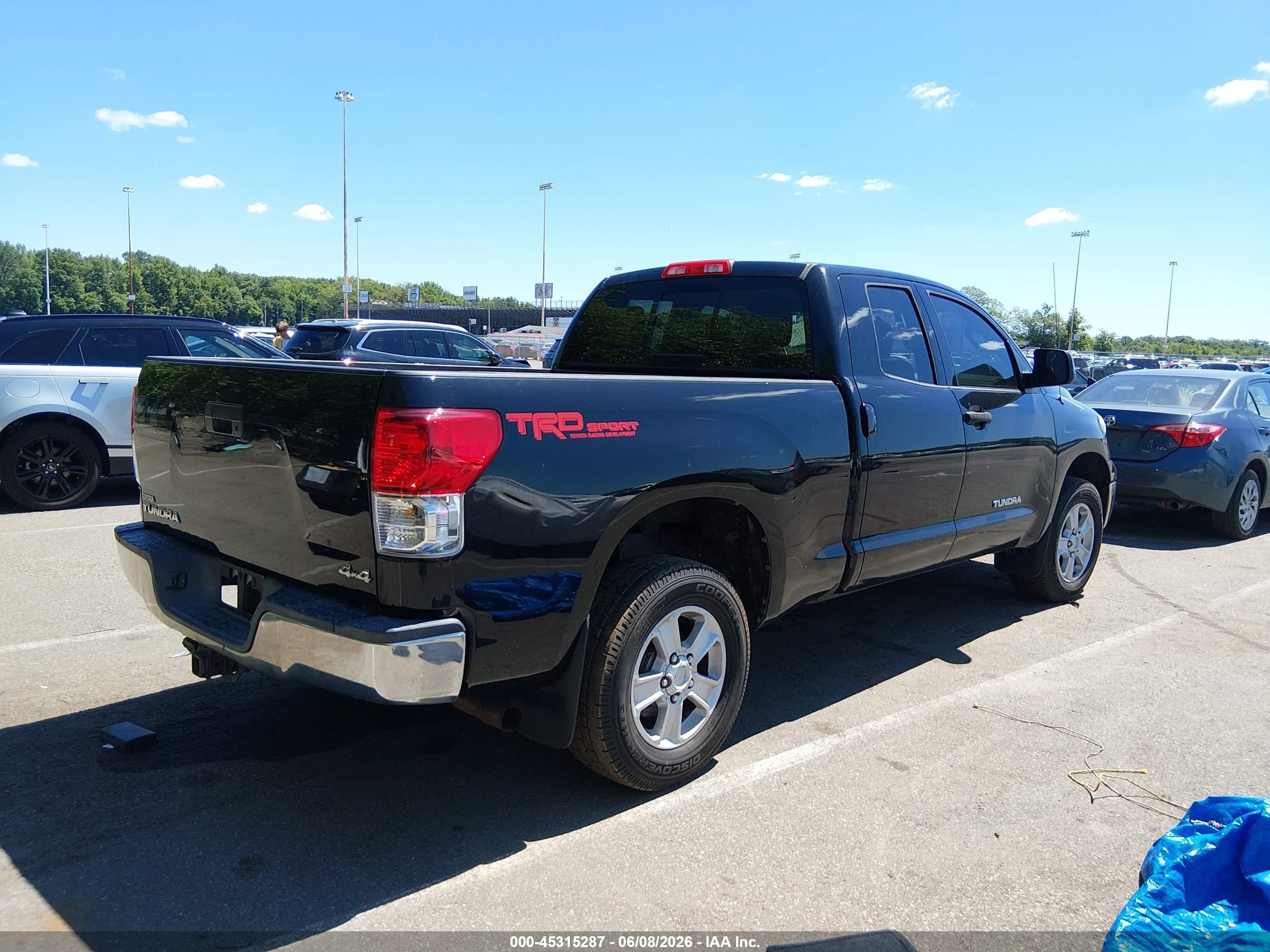 2013 Toyota Tundra Grade 4.6l V8 Черный vin: 5TFUM5F17DX047686