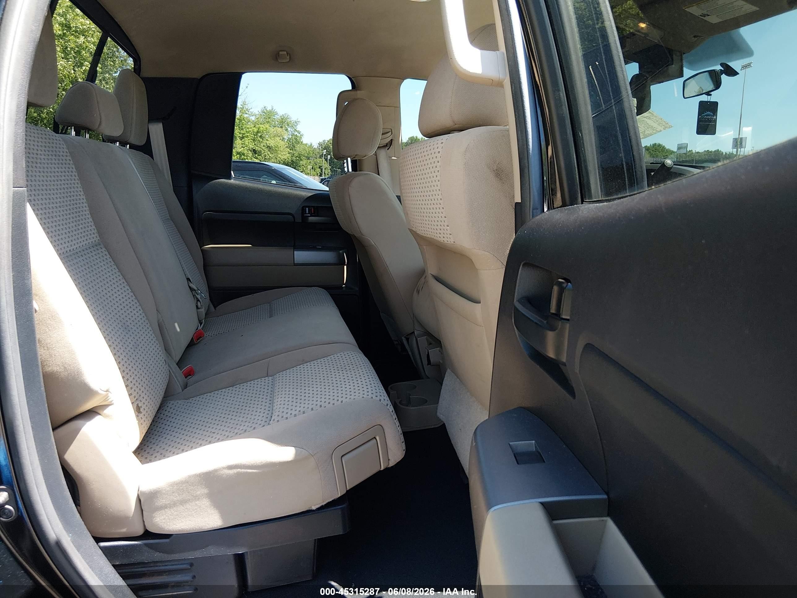 2013 Toyota Tundra Grade 4.6l V8 Черный vin: 5TFUM5F17DX047686