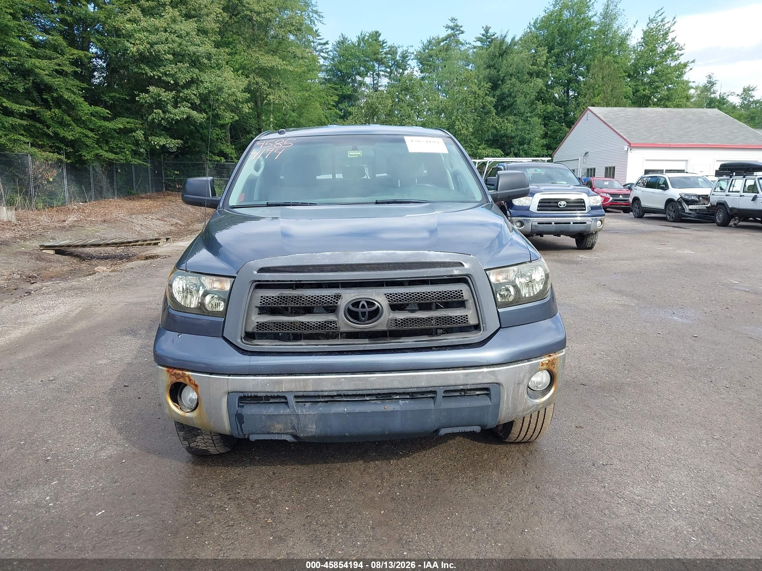 2010 Toyota Tundra Grade 4.6l V8 Blue vin: 5TFUM5F18AX002395