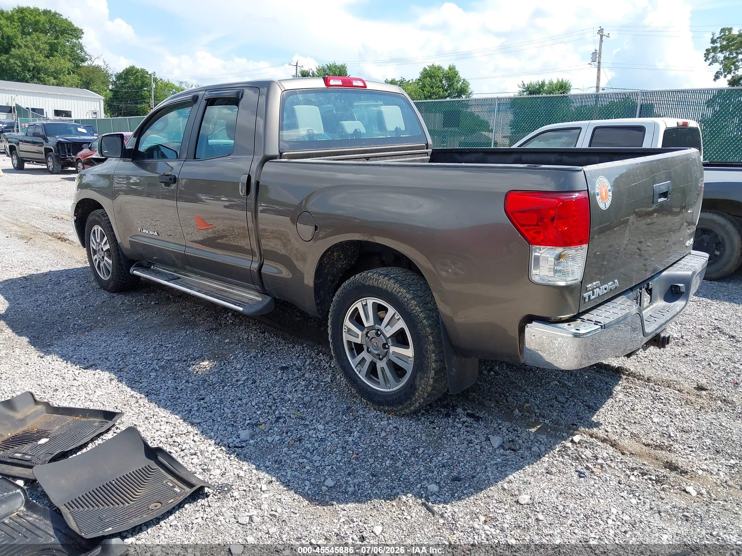 2010 Toyota Tundra Grade 4.6l V8 Beige vin: 5TFUM5F18AX009718
