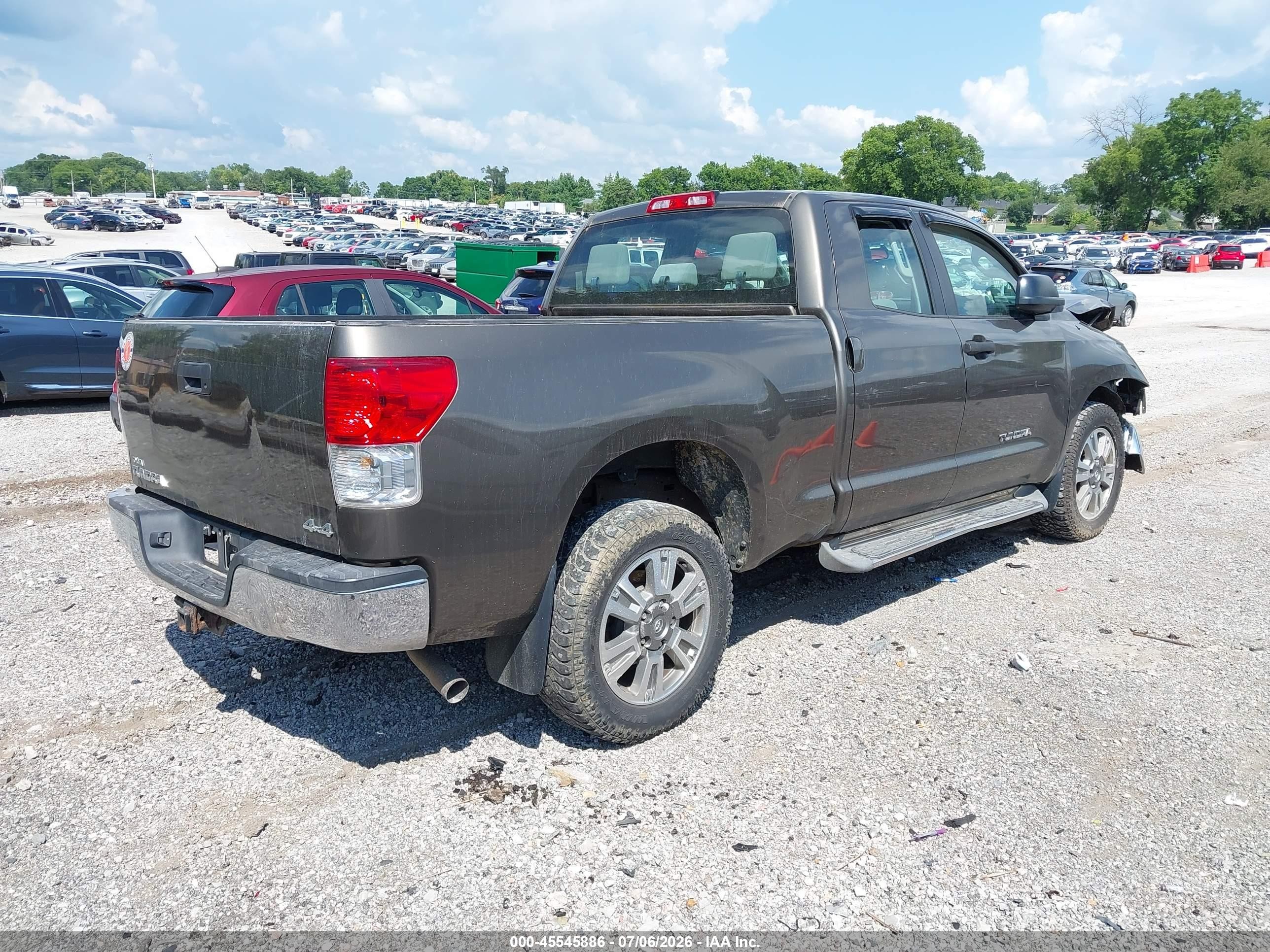 2010 Toyota Tundra Grade 4.6l V8 Beige vin: 5TFUM5F18AX009718