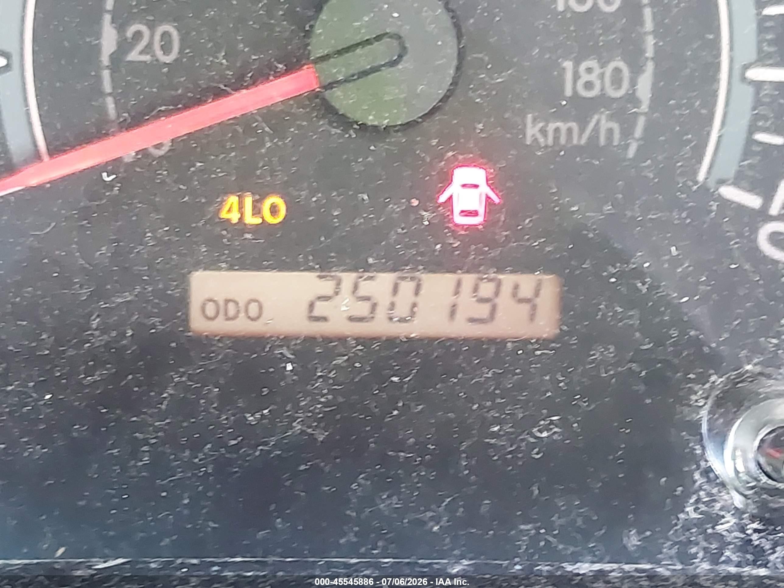 2010 Toyota Tundra Grade 4.6l V8 Beige vin: 5TFUM5F18AX009718