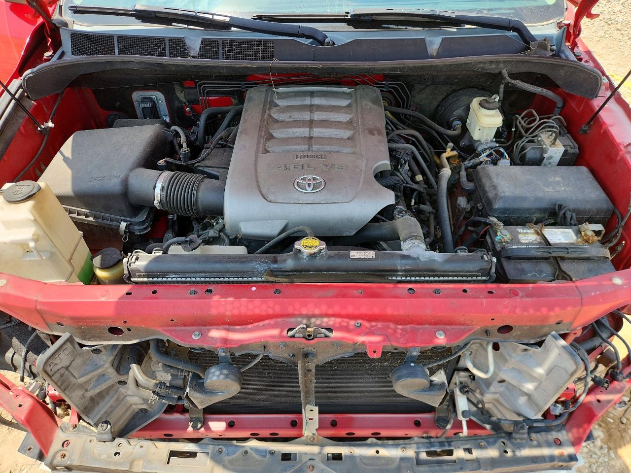 2010 Toyota Tundra Double Cab Sr5 Красный vin: 5TFUM5F18AX012344