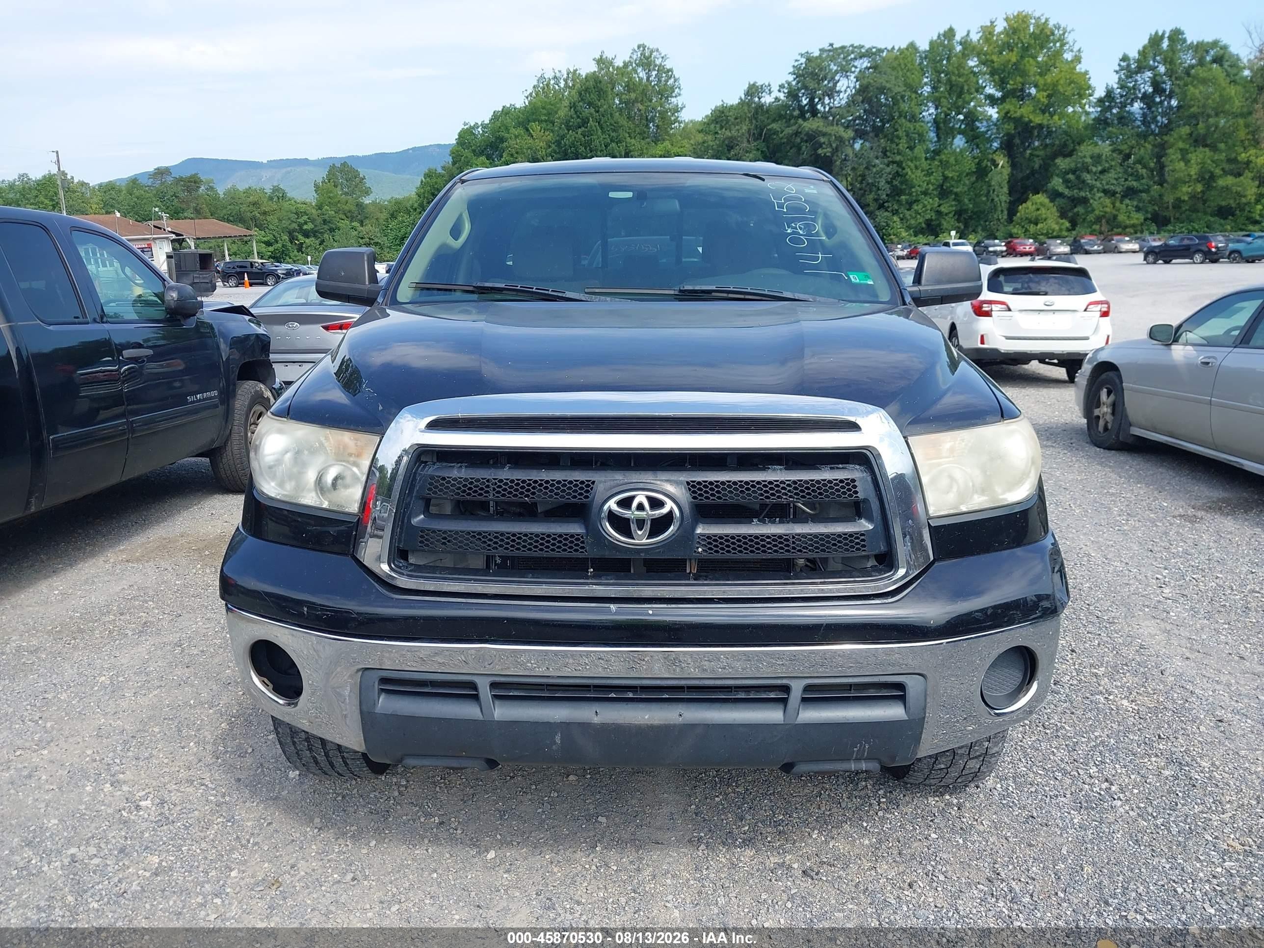 2011 Toyota Tundra Grade 4.6l V8 Черный vin: 5TFUM5F18BX019912