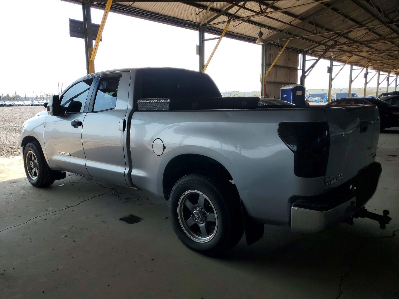 2013 Toyota Tundra Double Cab Sr5 Silver vin: 5TFUM5F18DX047714