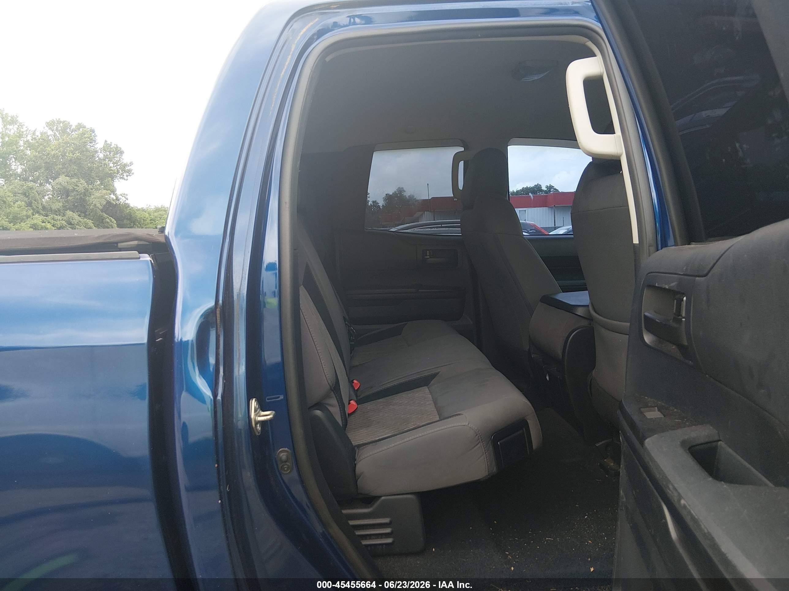 2014 Toyota Tundra Sr 4.6l V8 Blue vin: 5TFUM5F18EX050887