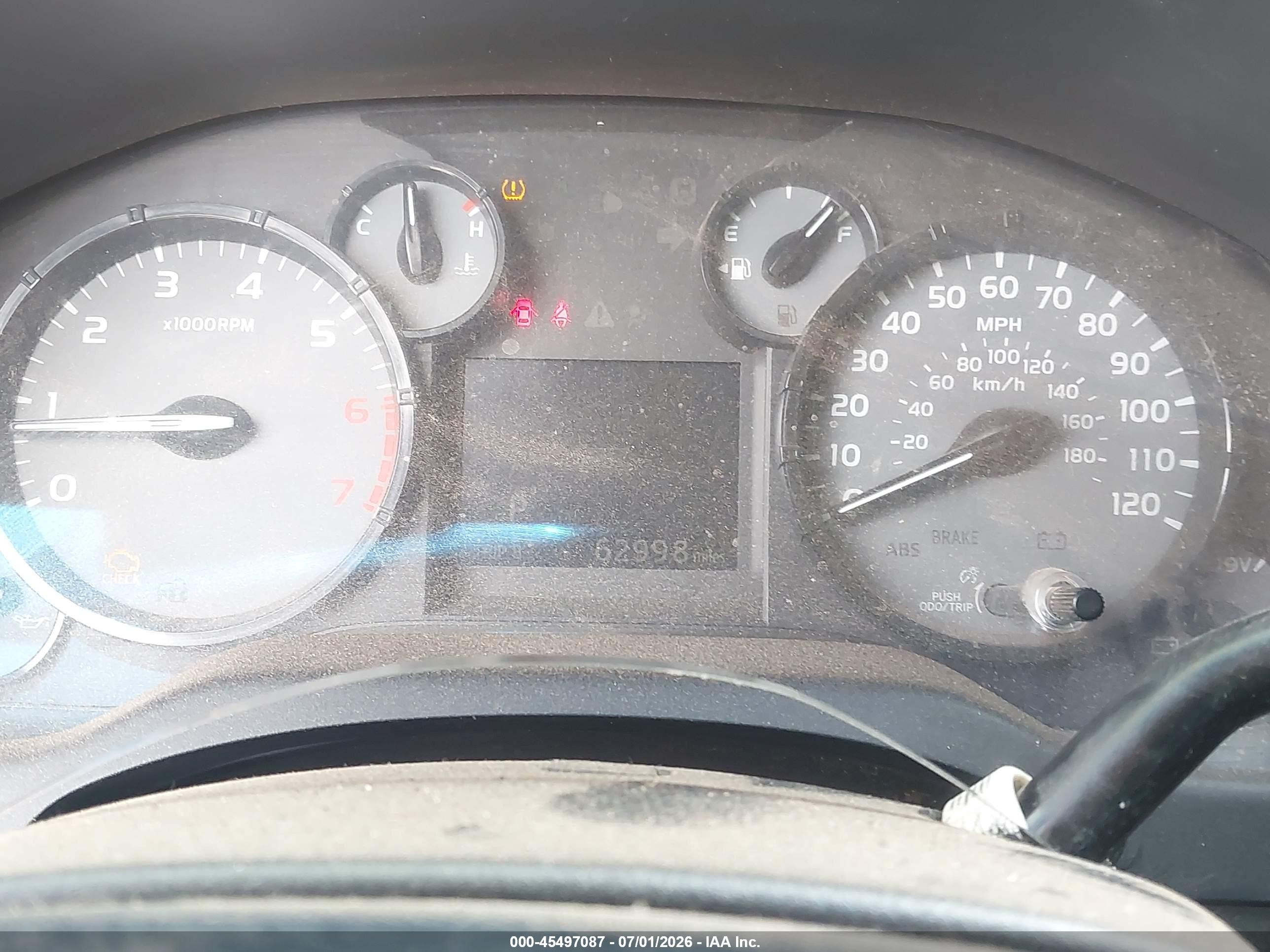 2014 Toyota Tundra Sr 4.6l V8 White vin: 5TFUM5F18EX058553