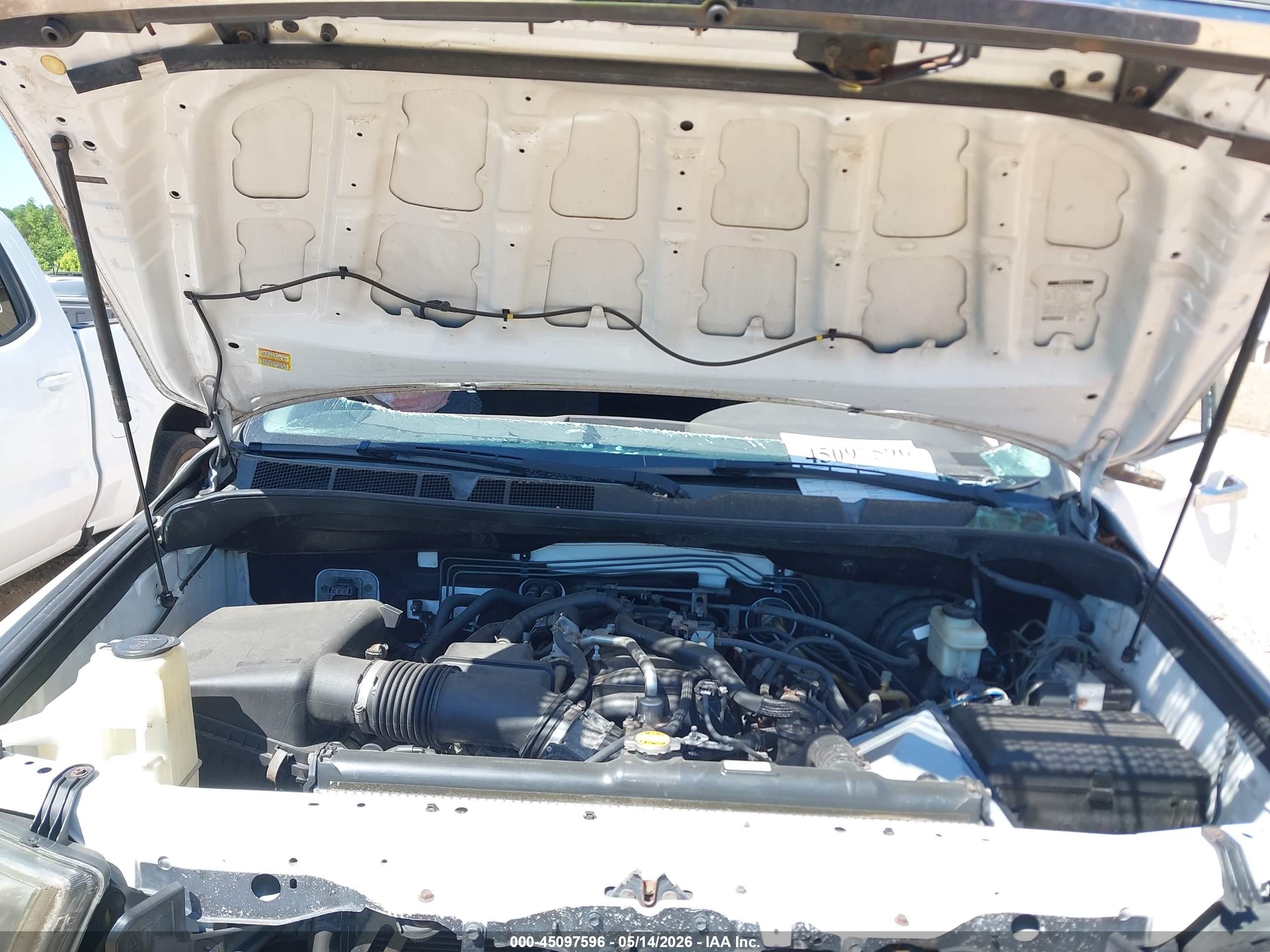2010 Toyota Tundra Grade 4.6l V8 White vin: 5TFUM5F19AX002471