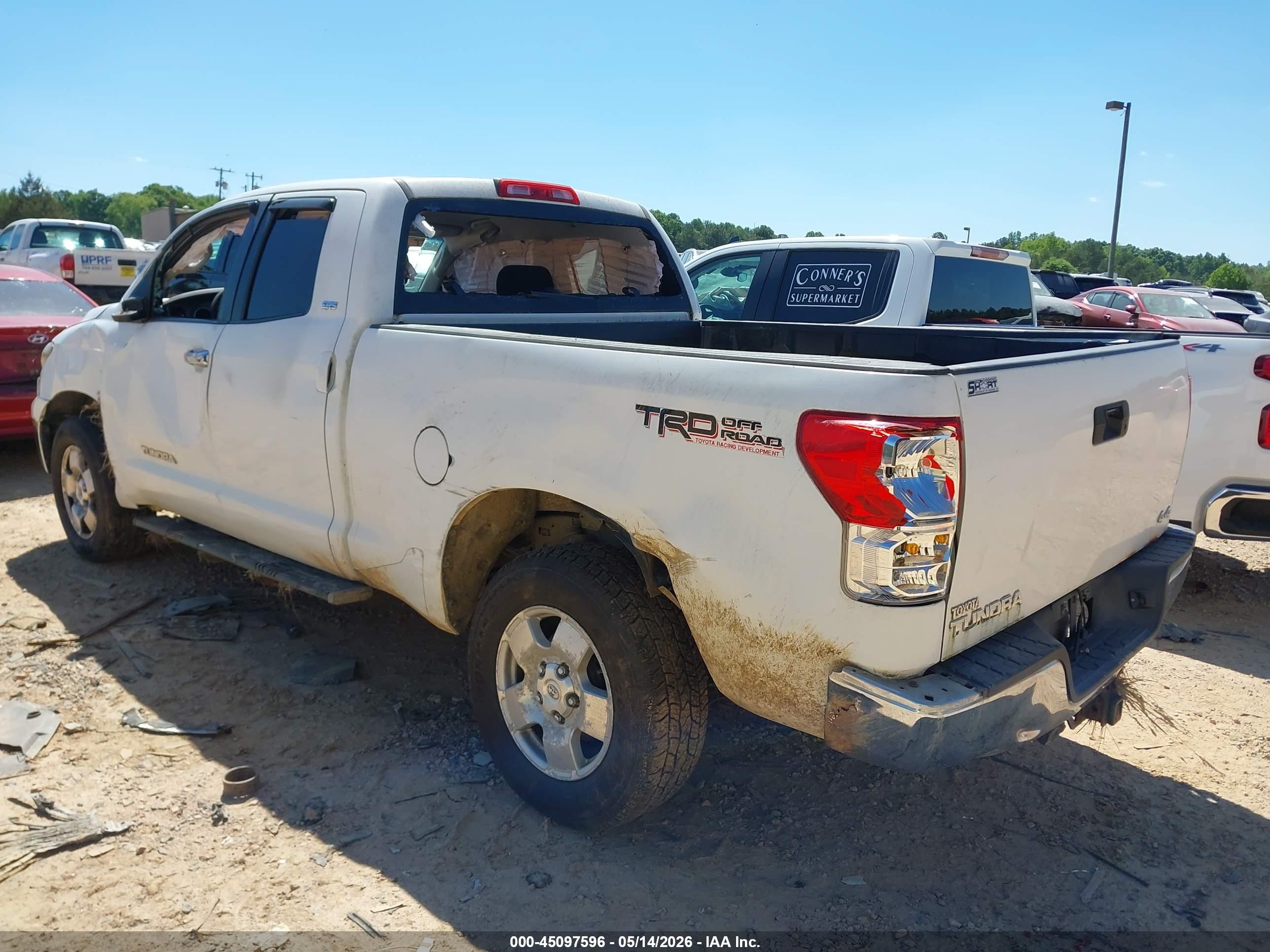 2010 Toyota Tundra Grade 4.6l V8 White vin: 5TFUM5F19AX002471