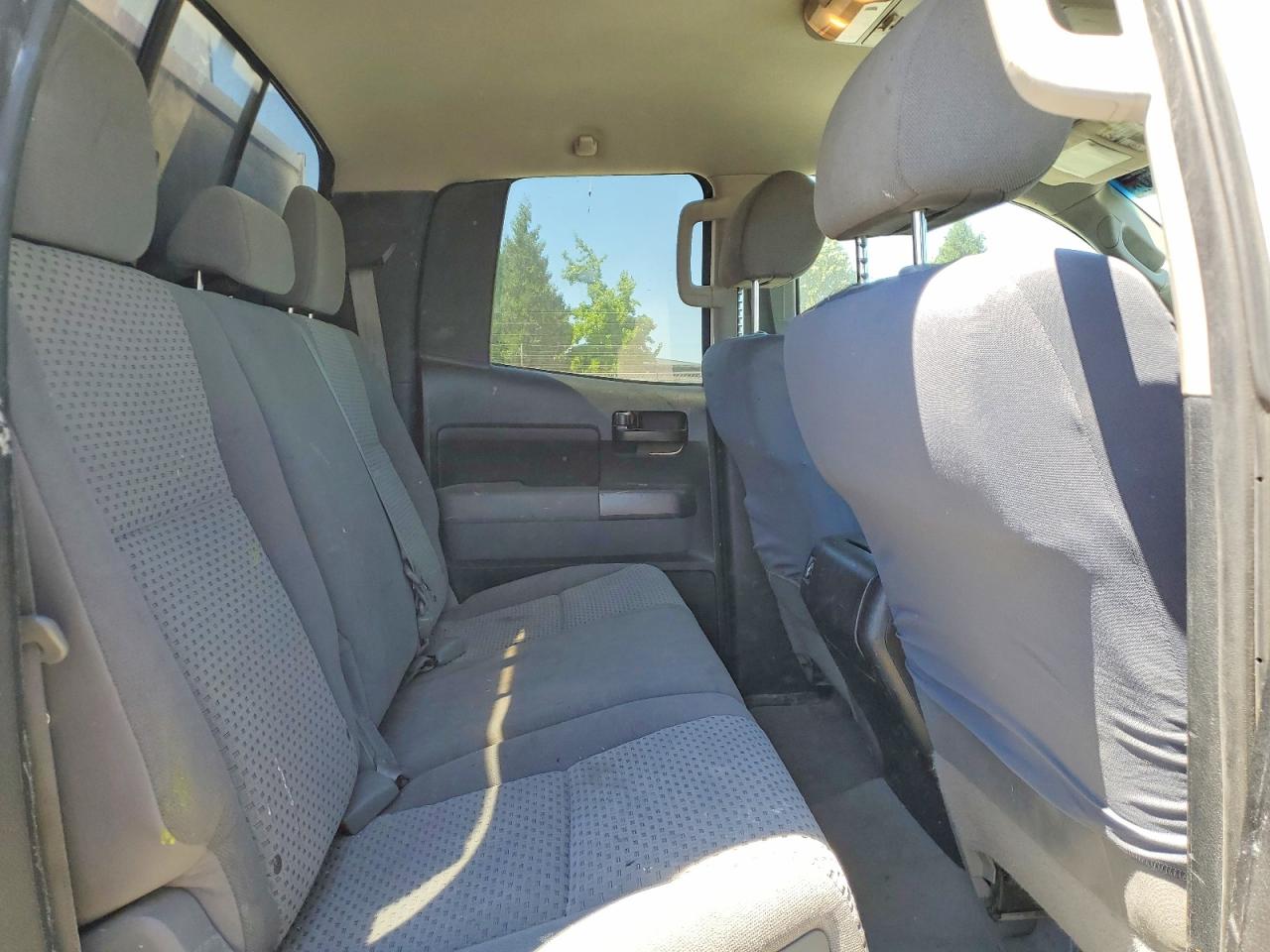 2010 Toyota Tundra Double Cab Sr5 White vin: 5TFUM5F19AX004124
