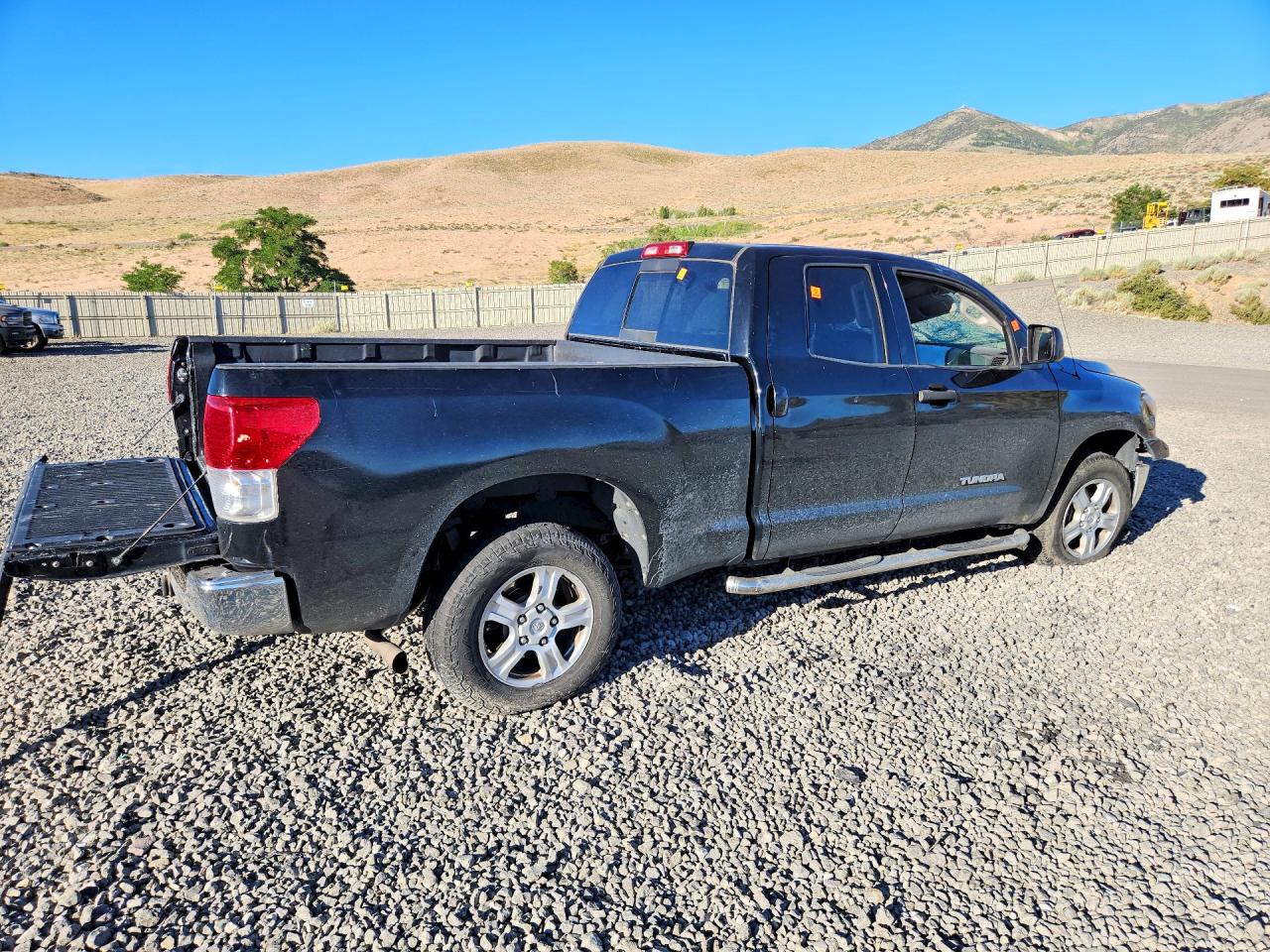 2011 Toyota Tundra Double Cab Sr5 Black vin: 5TFUM5F19BX026643