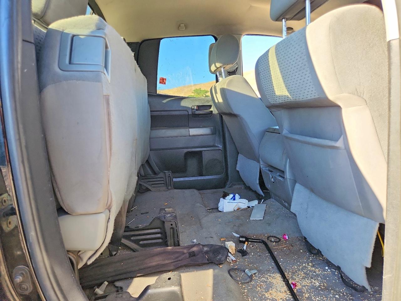 2011 Toyota Tundra Double Cab Sr5 Black vin: 5TFUM5F19BX026643