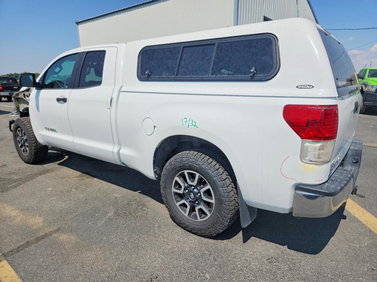 2012 Toyota Tundra Double Cab Sr5 White vin: 5TFUM5F19CX036185
