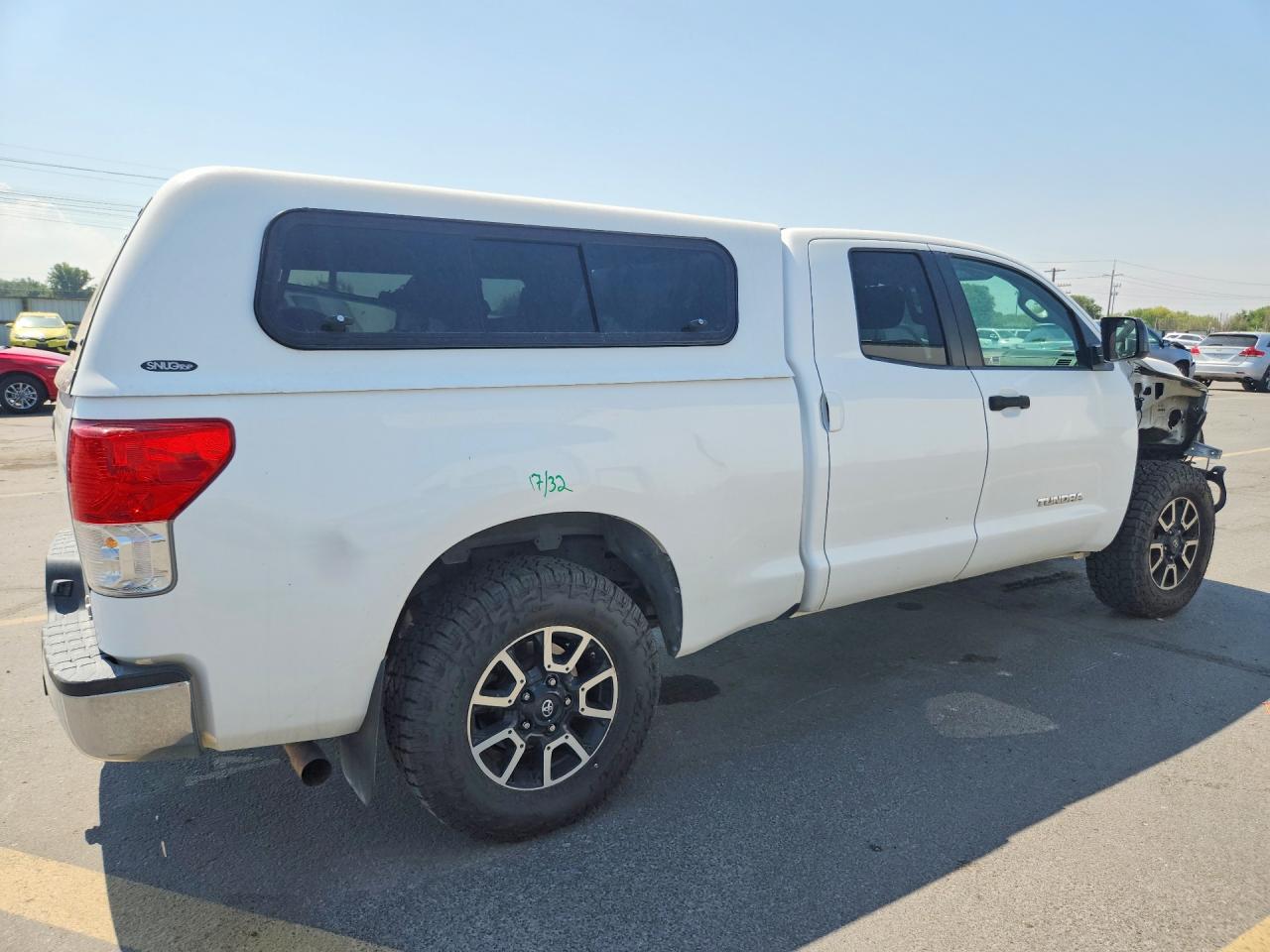 2012 Toyota Tundra Double Cab Sr5 White vin: 5TFUM5F19CX036185