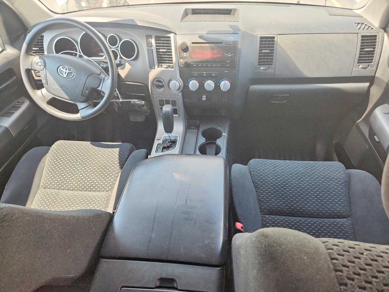 2012 Toyota Tundra Double Cab Sr5 White vin: 5TFUM5F19CX036185