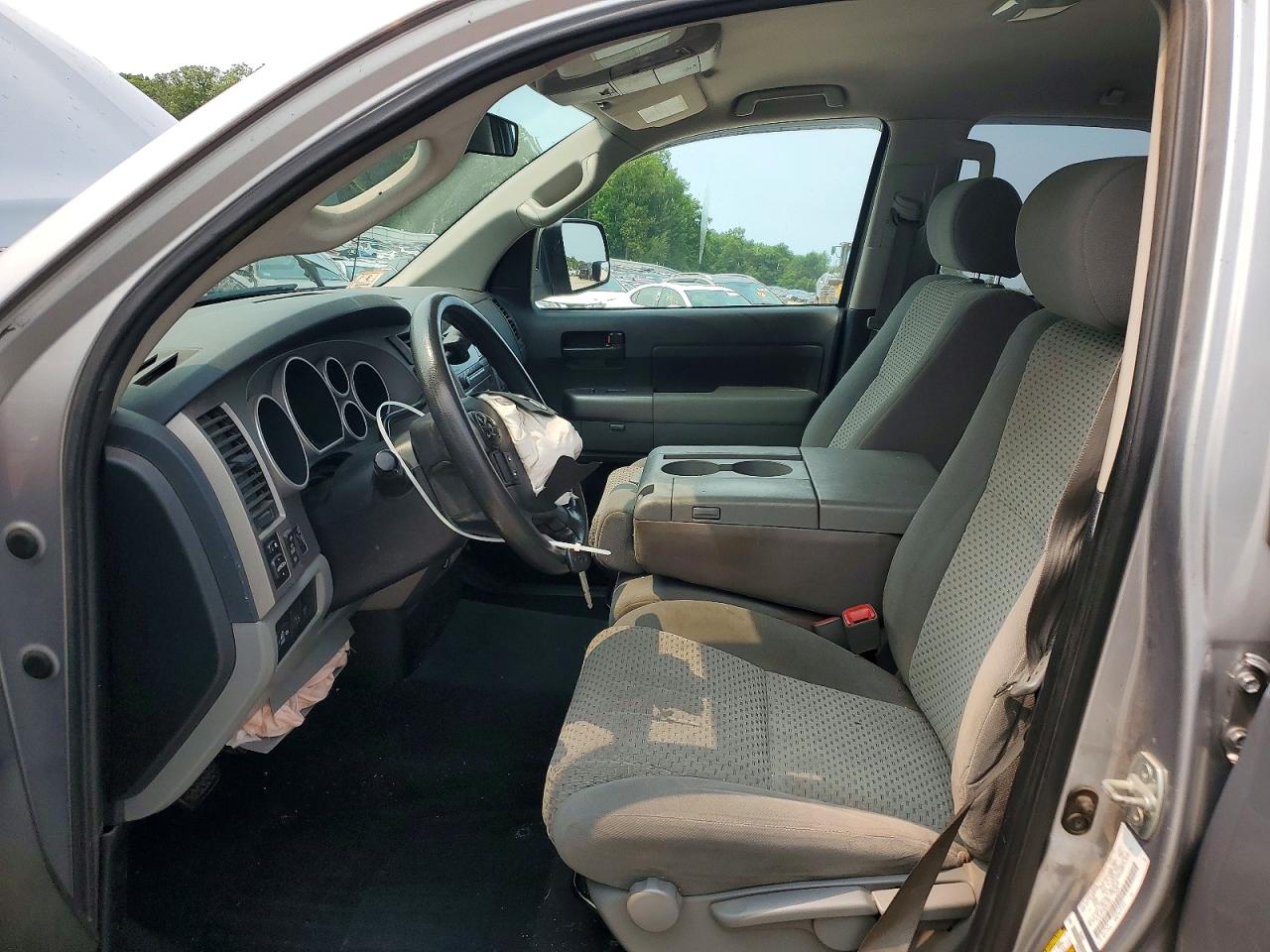 2013 Toyota Tundra Double Cab Sr5 Silver vin: 5TFUM5F19DX041565