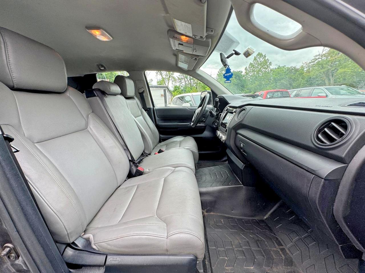 2014 Toyota Tundra Sr Black vin: 5TFUM5F19EX059050