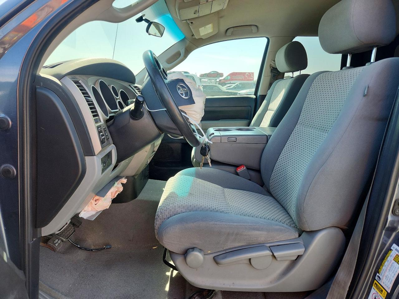 2010 Toyota Tundra Double Cab Sr5 Silver vin: 5TFUM5F1XAX007002
