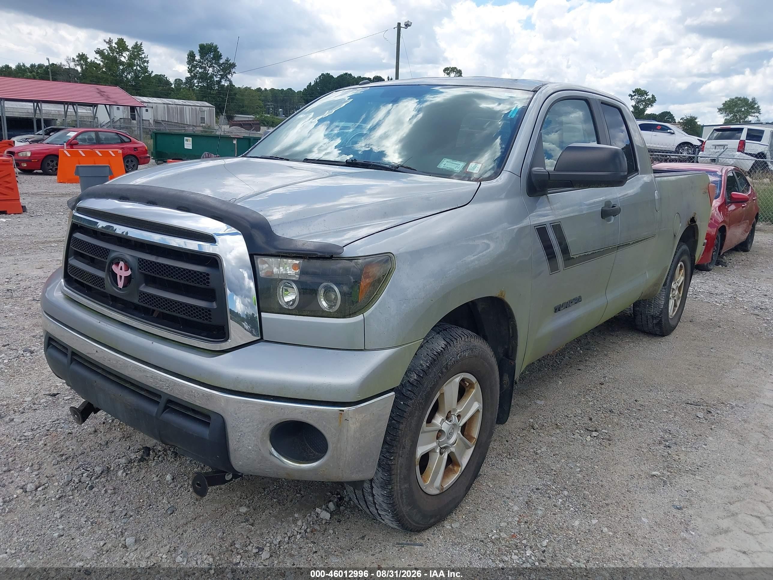 2011 Toyota Tundra Grade 4.6l V8 Silver vin: 5TFUM5F1XBX025579