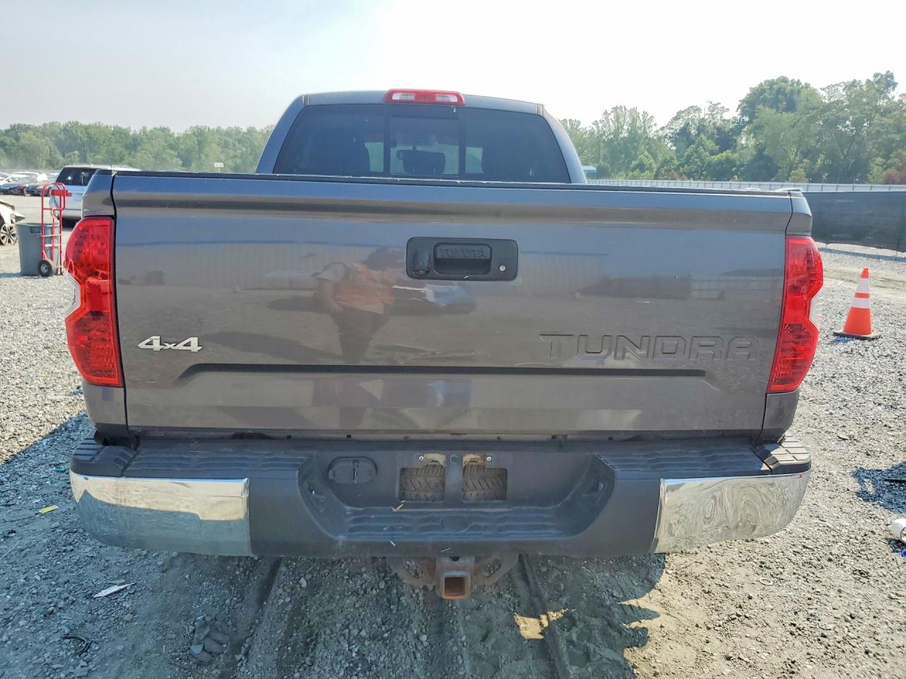 2014 Toyota Tundra Sr5 Gray vin: 5TFUM5F1XEX057422
