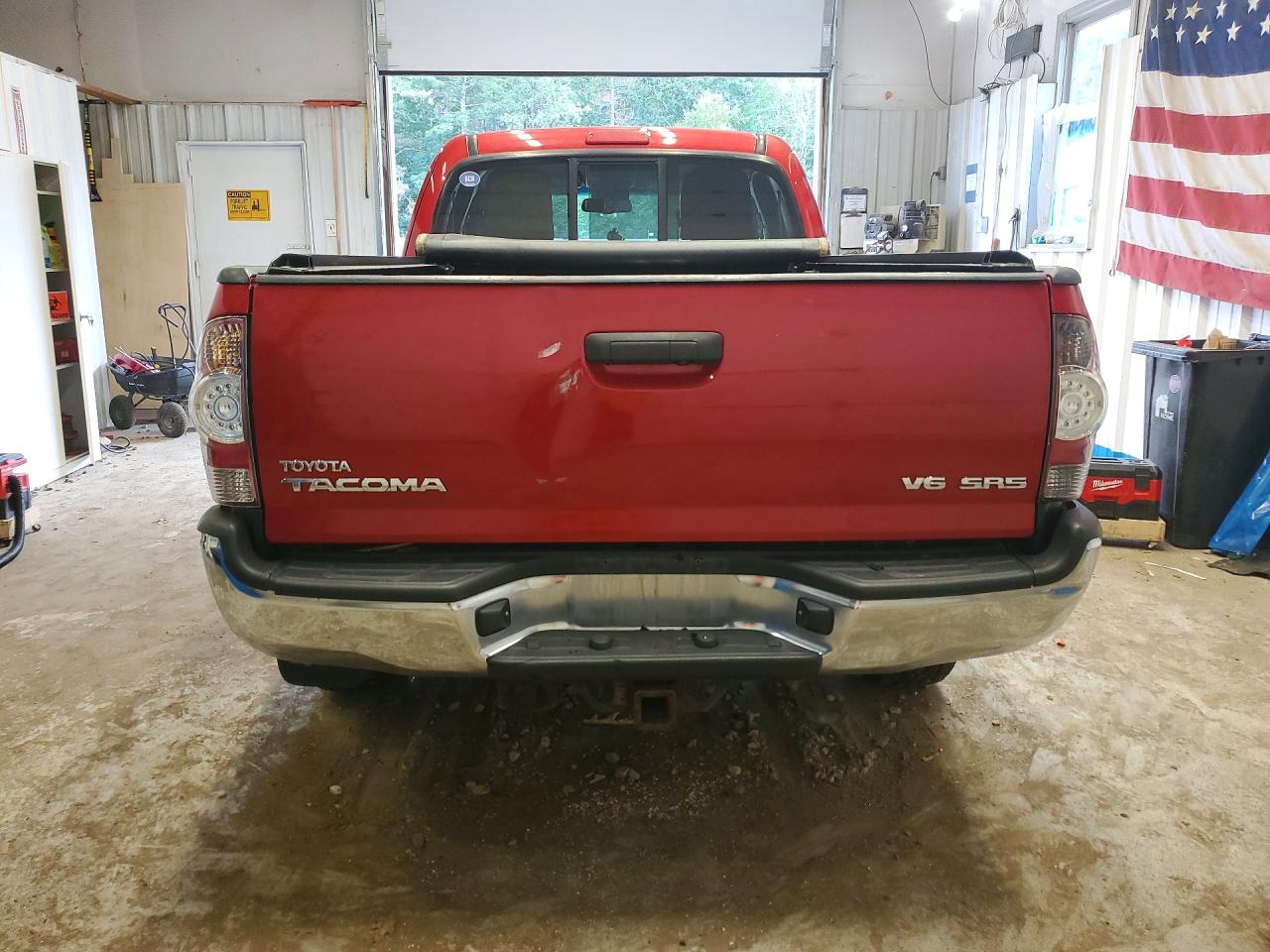 2011 Toyota Tacoma V6 Red vin: 5TFUU4EN0BX009096
