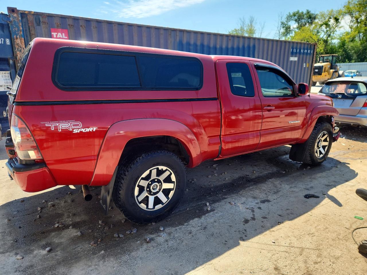 2011 Toyota Tacoma Access Cab Red vin: 5TFUU4EN0BX009535