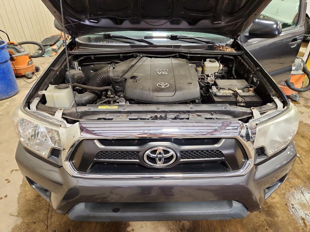 2013 Toyota Tacoma V6 Gray vin: 5TFUU4EN0DX079877