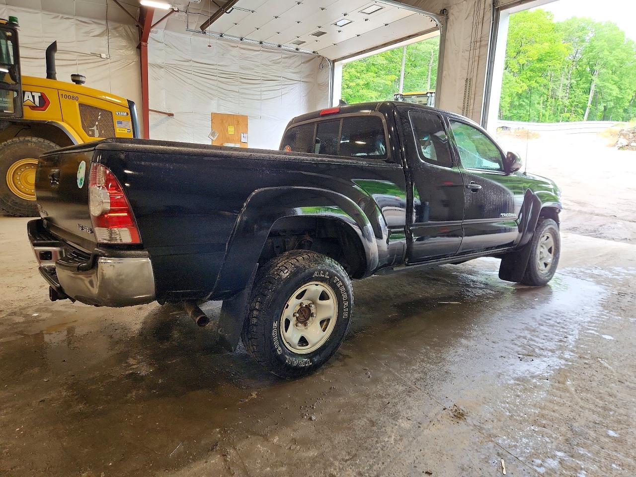 2015 Toyota Tacoma V6 Черный vin: 5TFUU4EN0FX116171