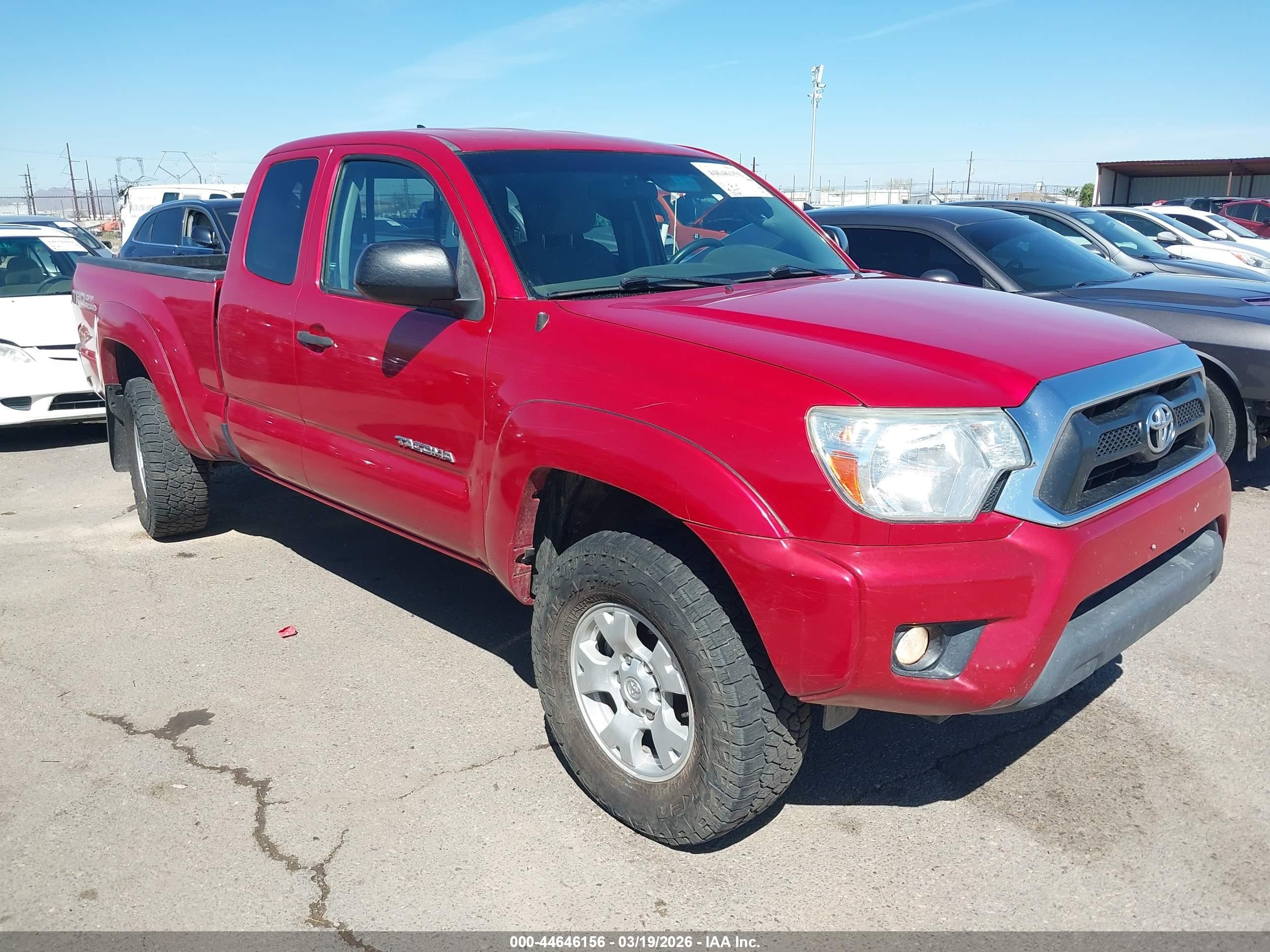 2015 Toyota Tacoma Base V6 Red vin: 5TFUU4EN0FX116929