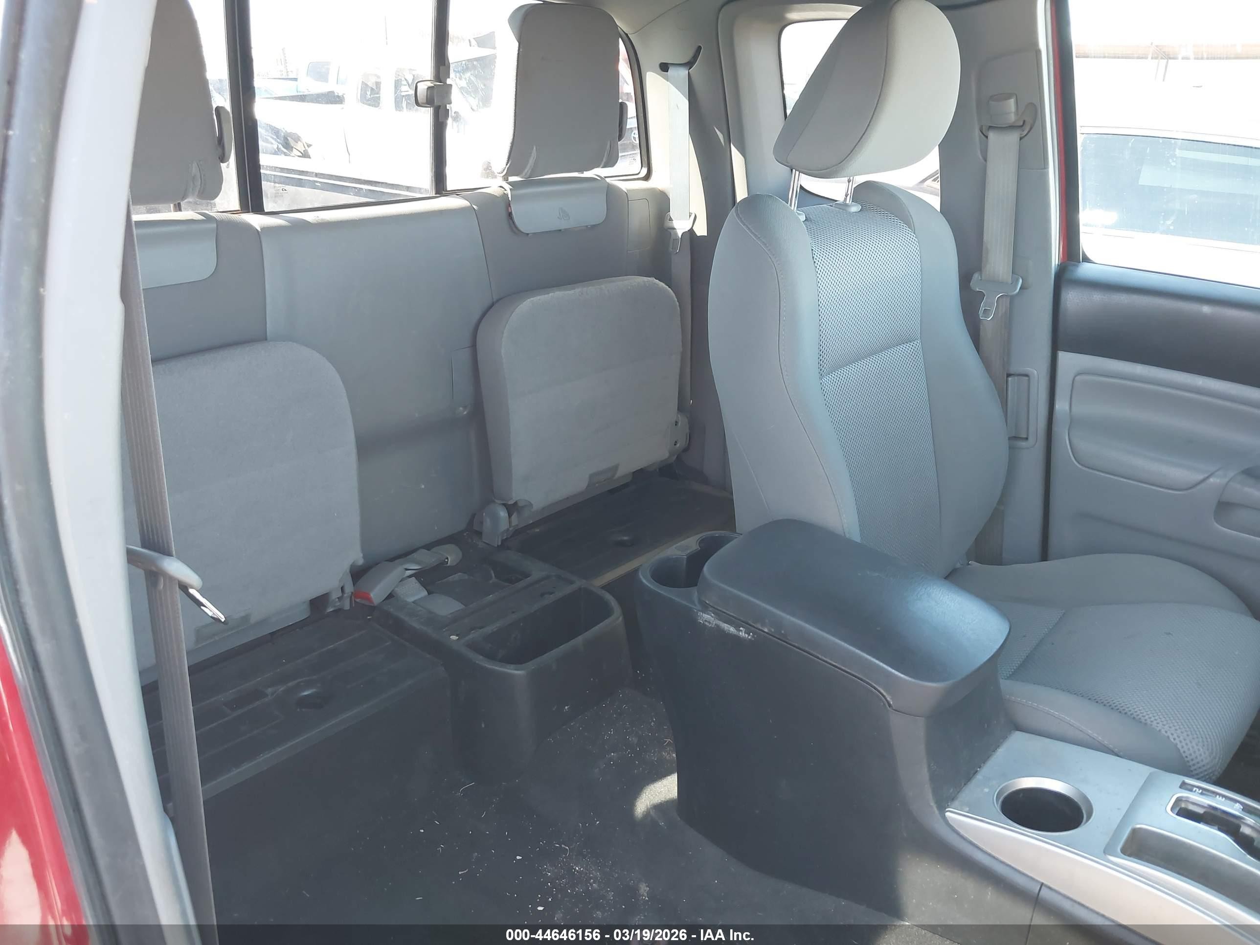 2015 Toyota Tacoma Base V6 Red vin: 5TFUU4EN0FX116929