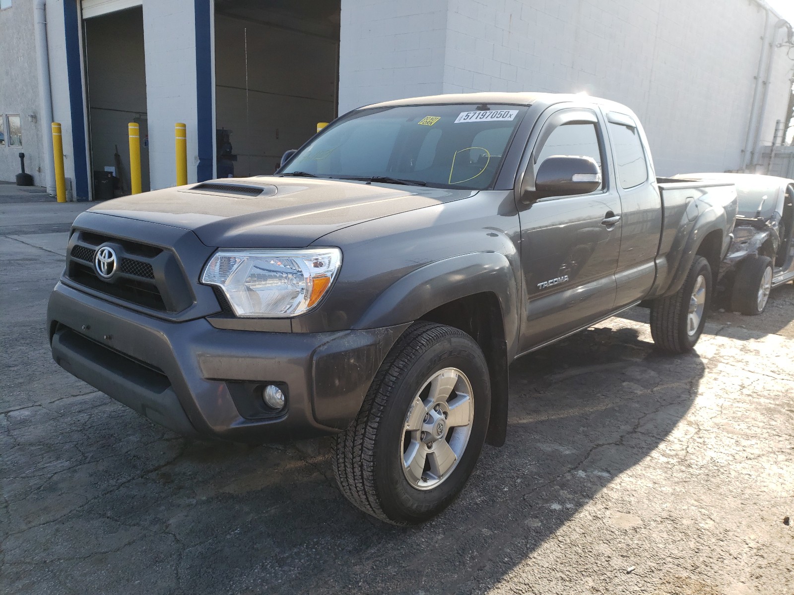 2015 Toyota Tacoma Access Cab Gray vin: 5TFUU4EN0FX132743