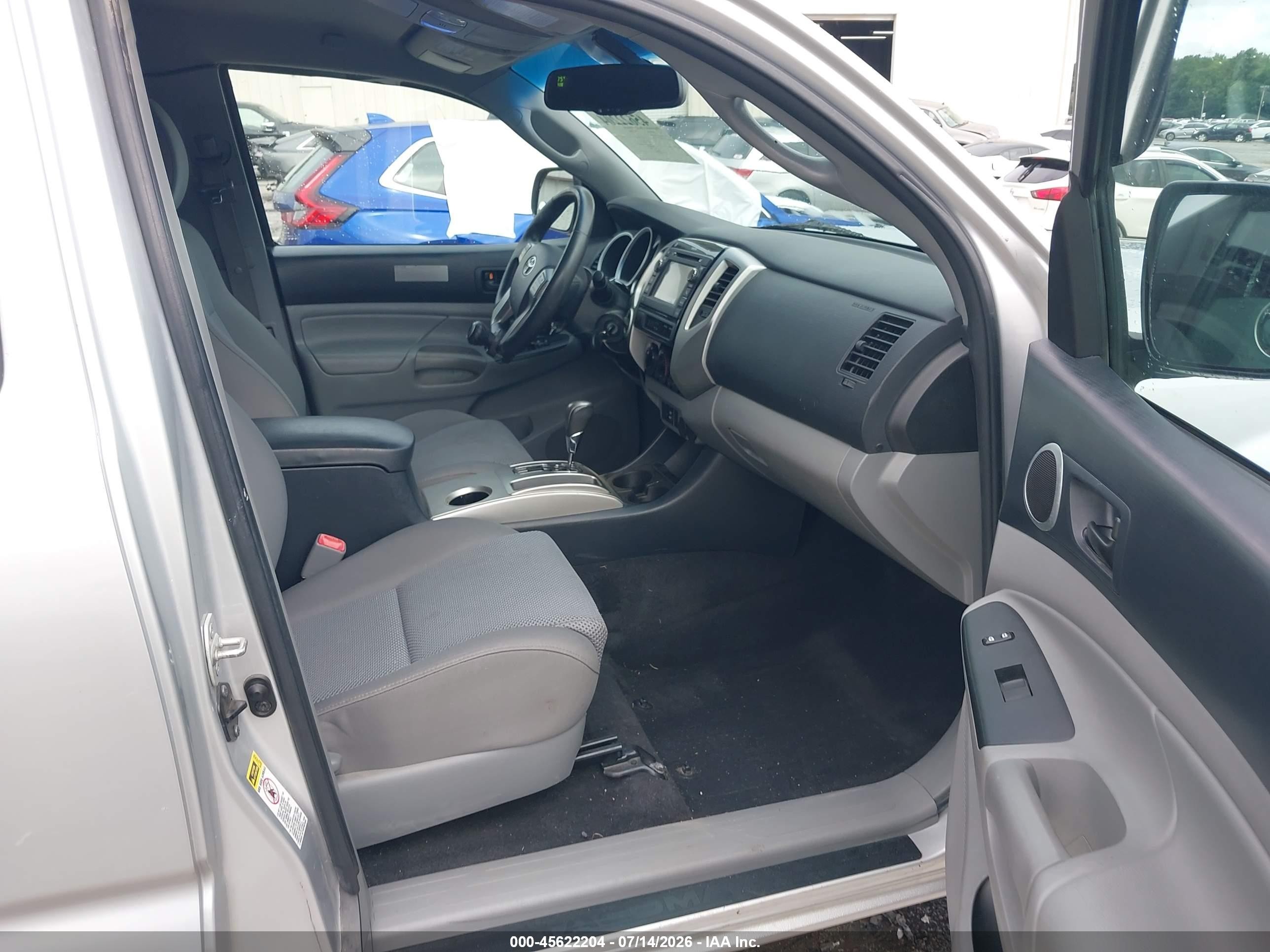 2013 Toyota Tacoma Base V6 Silver vin: 5TFUU4EN1DX080780