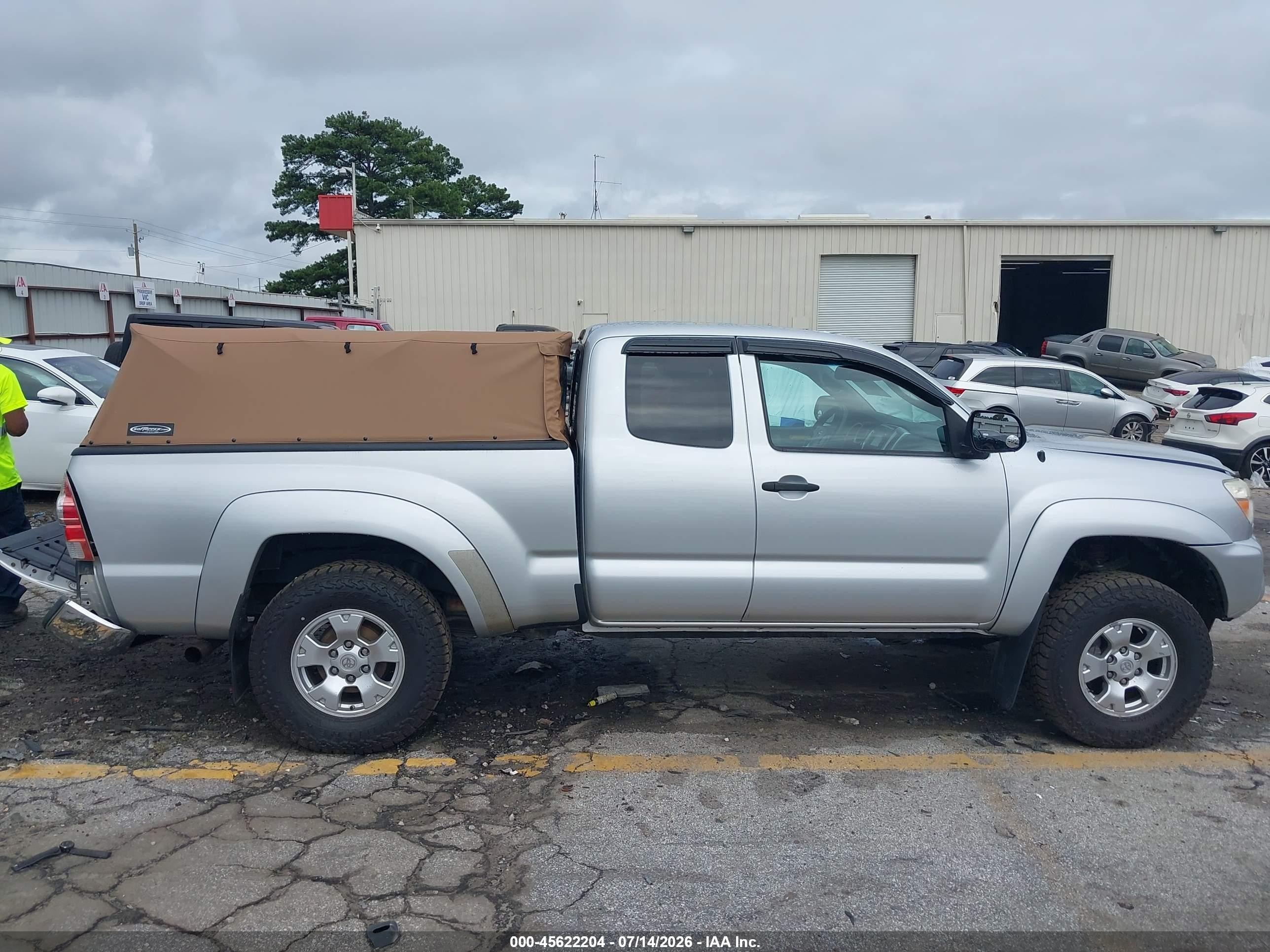 2013 Toyota Tacoma Base V6 Silver vin: 5TFUU4EN1DX080780