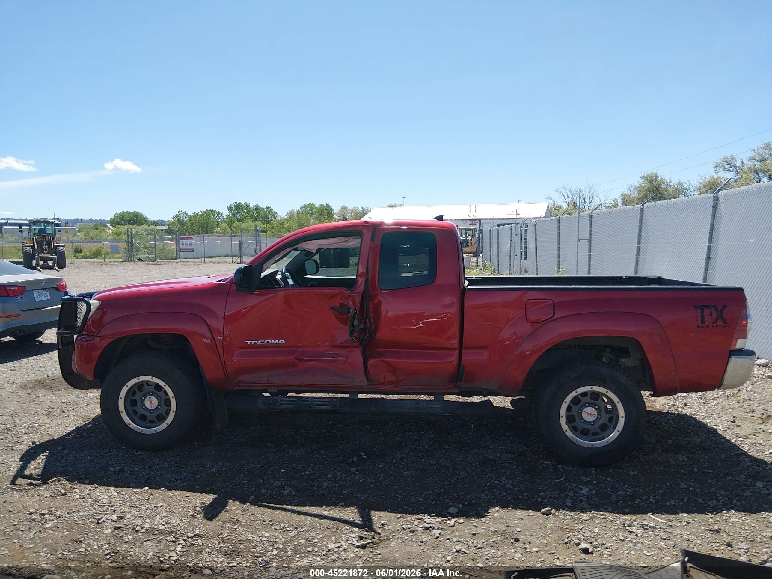 2014 Toyota Tacoma Base V6 Red vin: 5TFUU4EN1EX105775