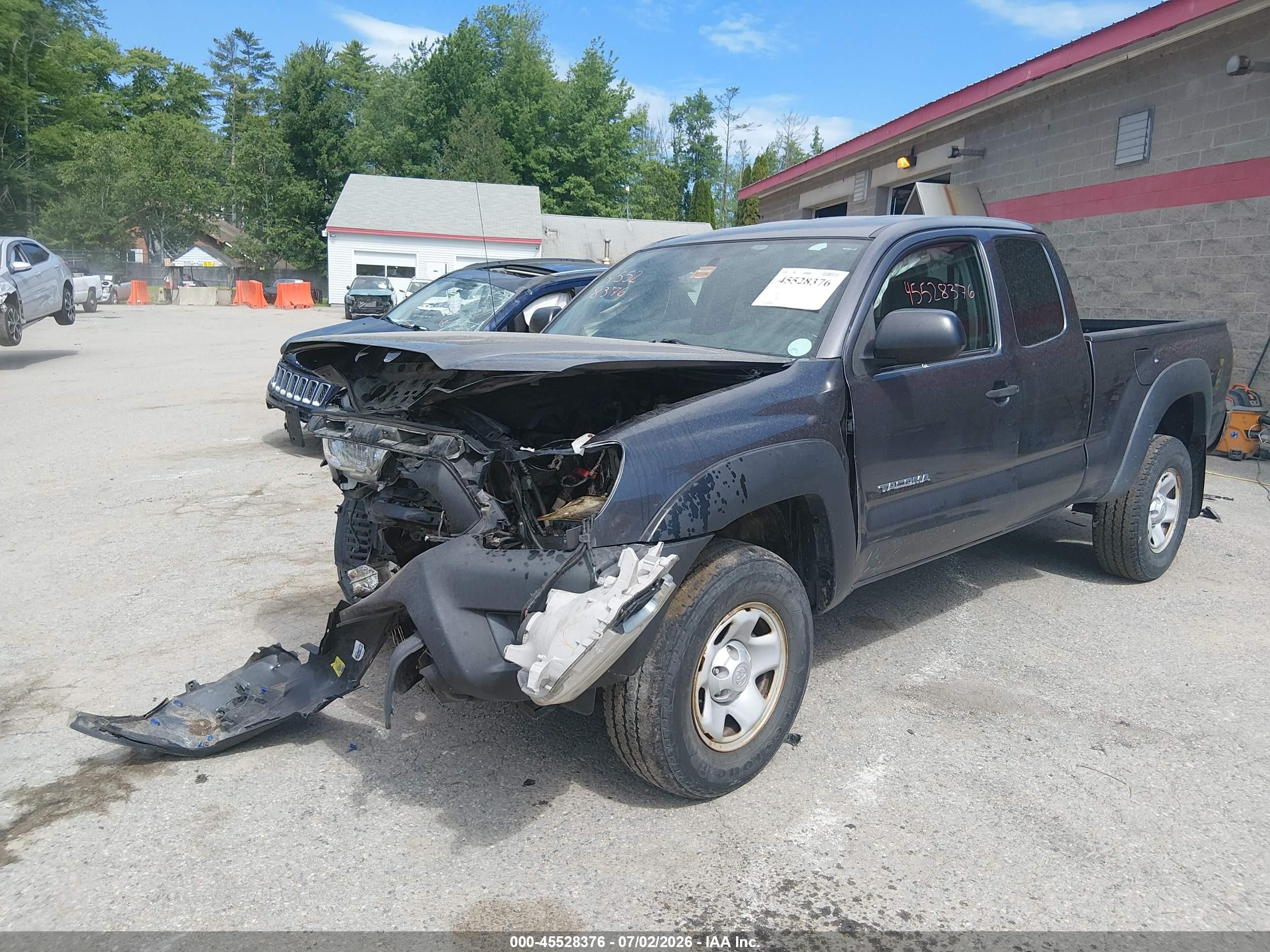 2015 Toyota Tacoma Base V6 Gray vin: 5TFUU4EN1FX113201