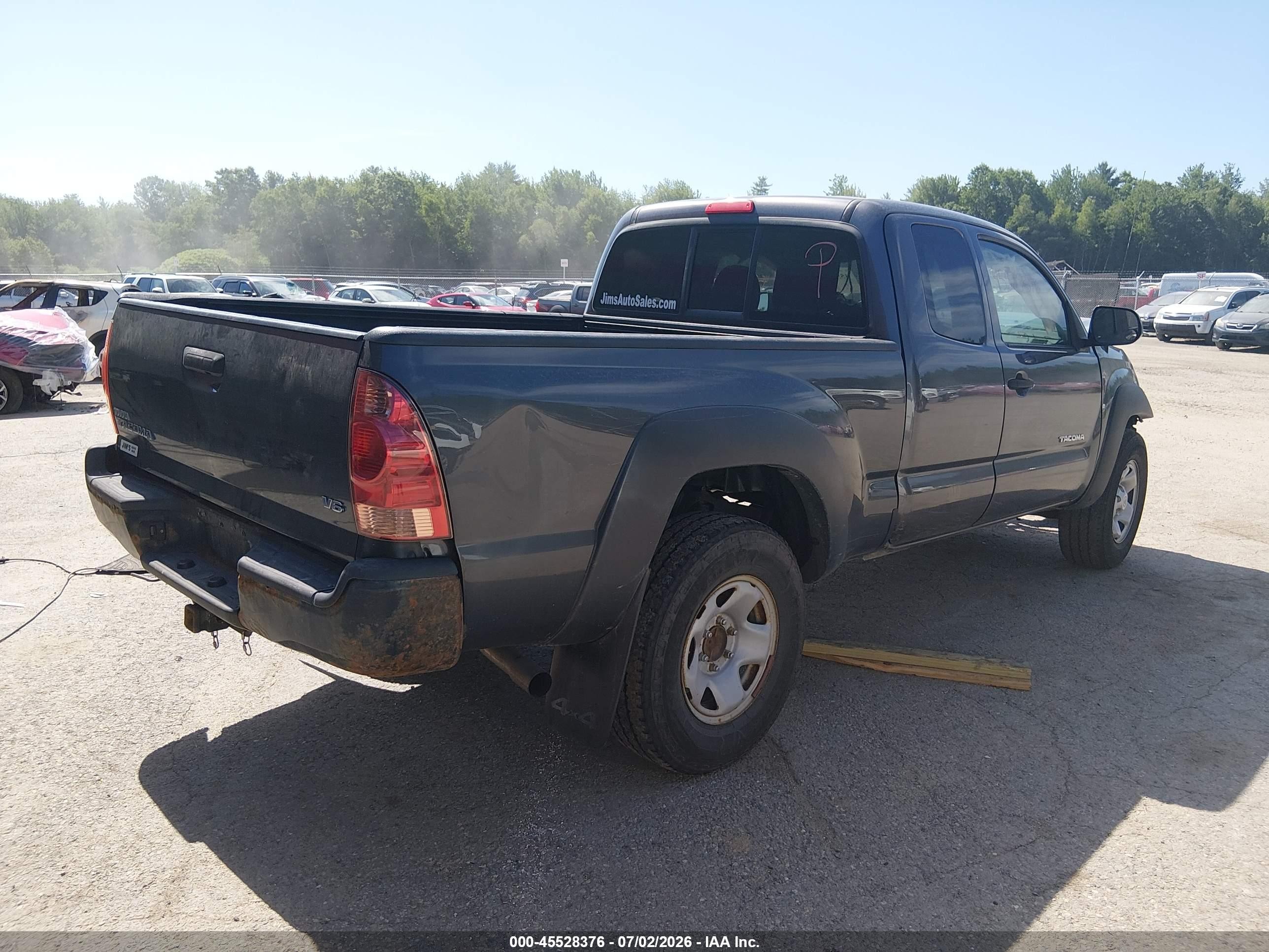 2015 Toyota Tacoma Base V6 Gray vin: 5TFUU4EN1FX113201
