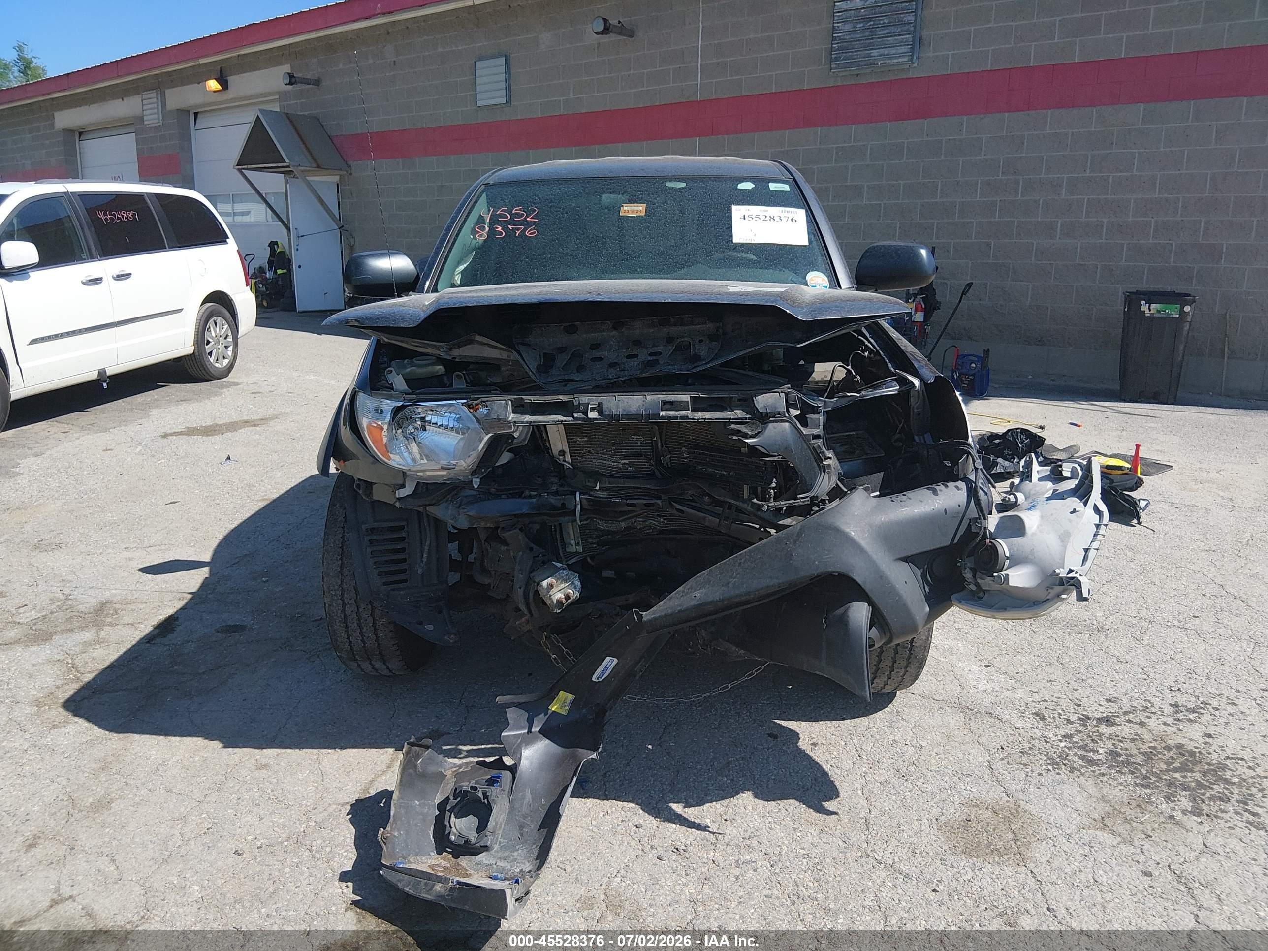 2015 Toyota Tacoma Base V6 Gray vin: 5TFUU4EN1FX113201