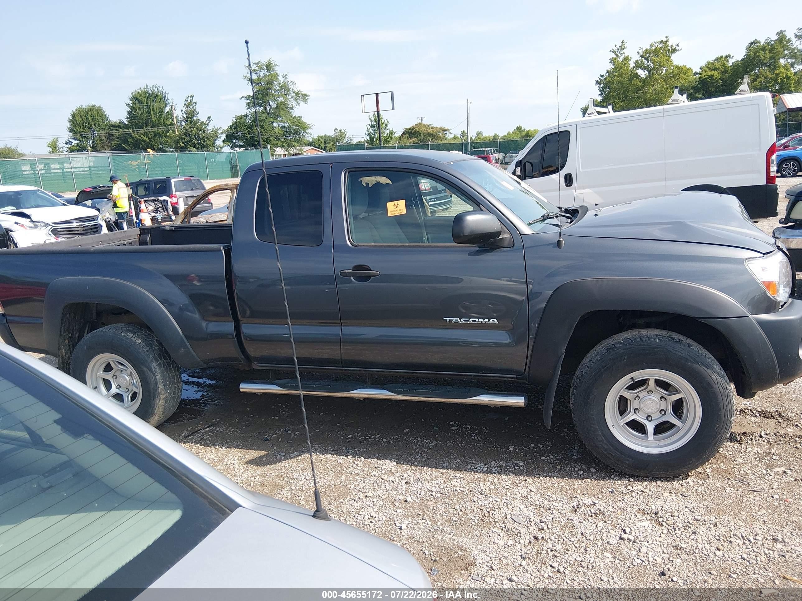 2011 Toyota Tacoma Base V6 Gray vin: 5TFUU4EN2BX003512