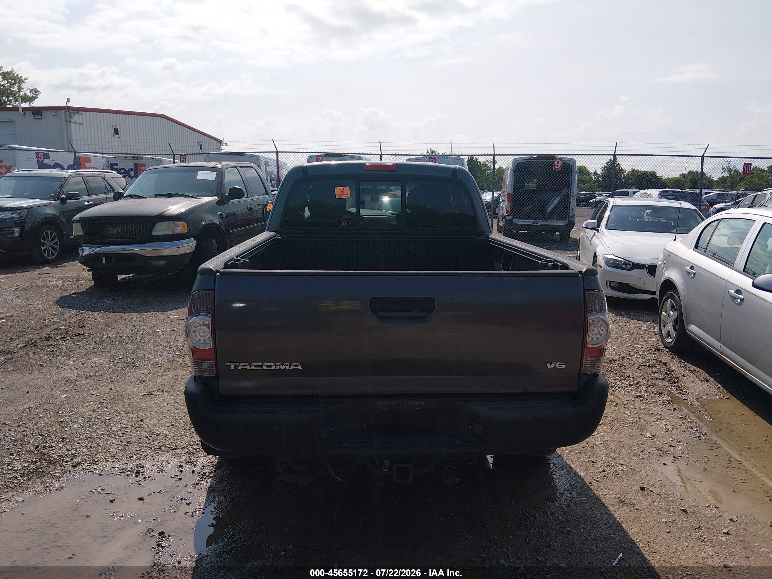 2011 Toyota Tacoma Base V6 Gray vin: 5TFUU4EN2BX003512