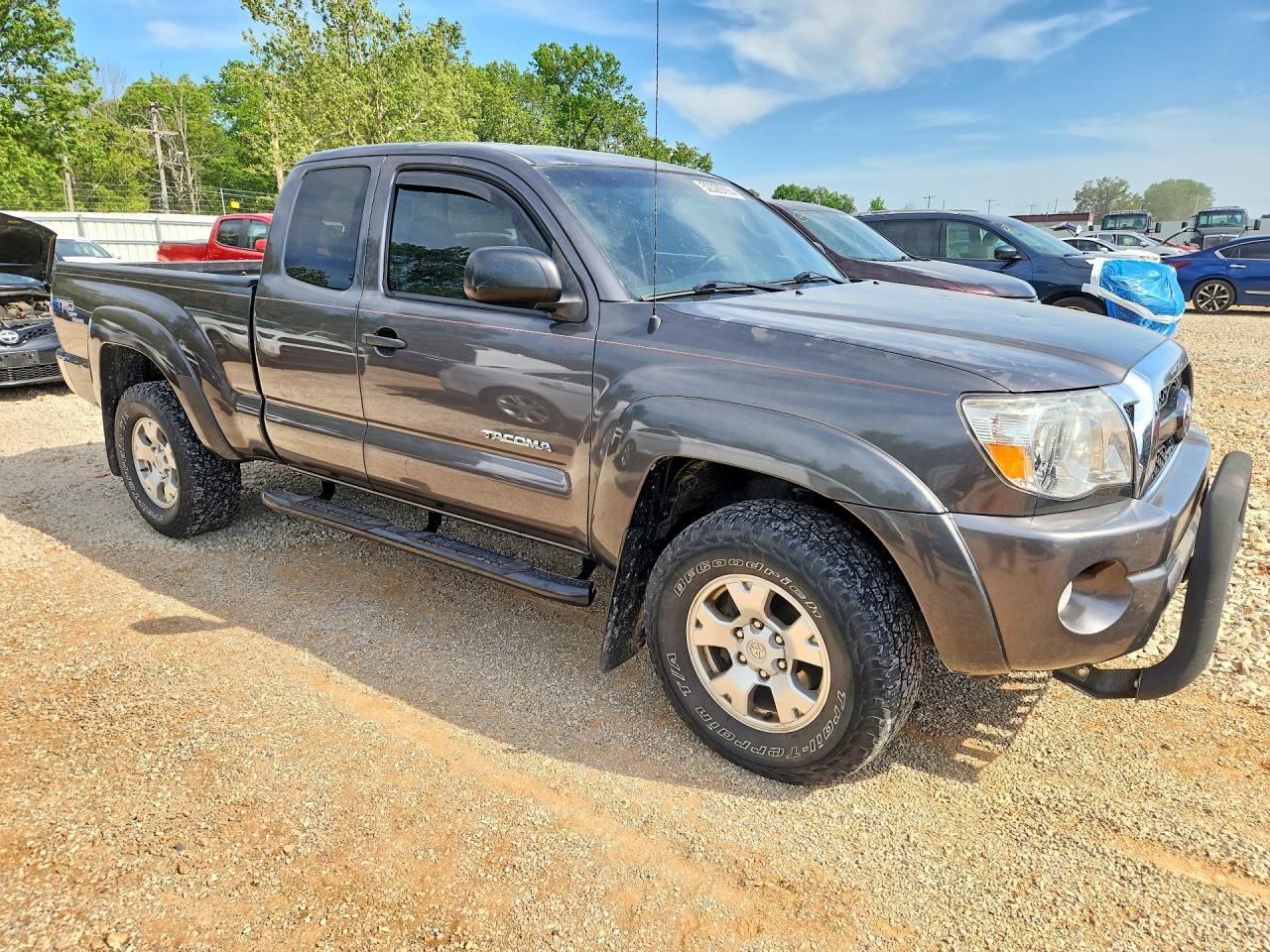 2011 Toyota Tacoma Access Cab Gray vin: 5TFUU4EN2BX021380