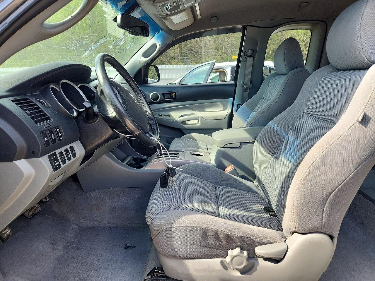 2011 Toyota Tacoma Access Cab Gray vin: 5TFUU4EN2BX021380