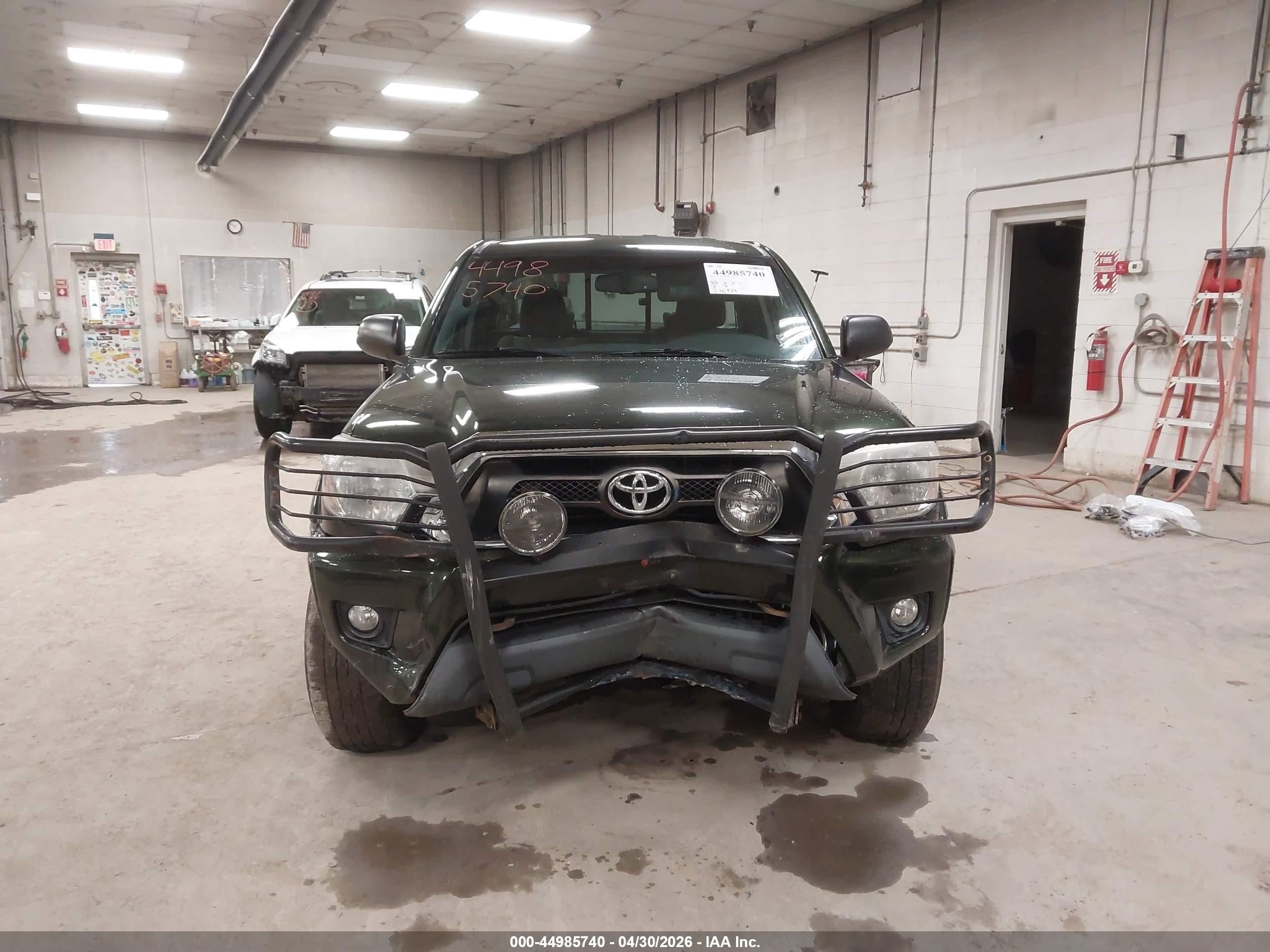 2013 Toyota Tacoma Base V6 Green vin: 5TFUU4EN2DX057895